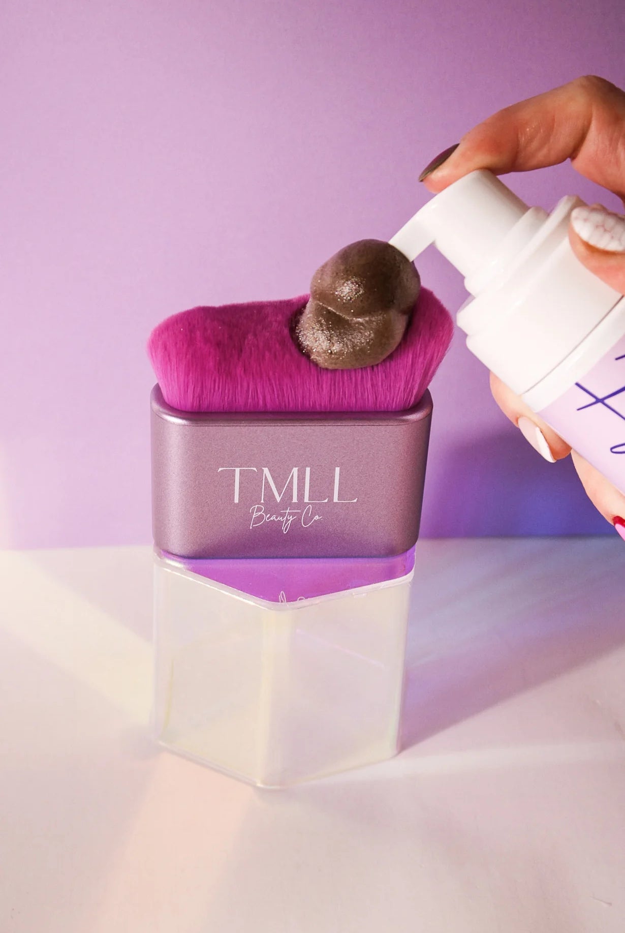 TMLL Self Tan & Contour Blending Brush-340 Beauty/Self Care-TMLL-The Lovely Closet, Women's Fashion Boutique in Alexandria, KY