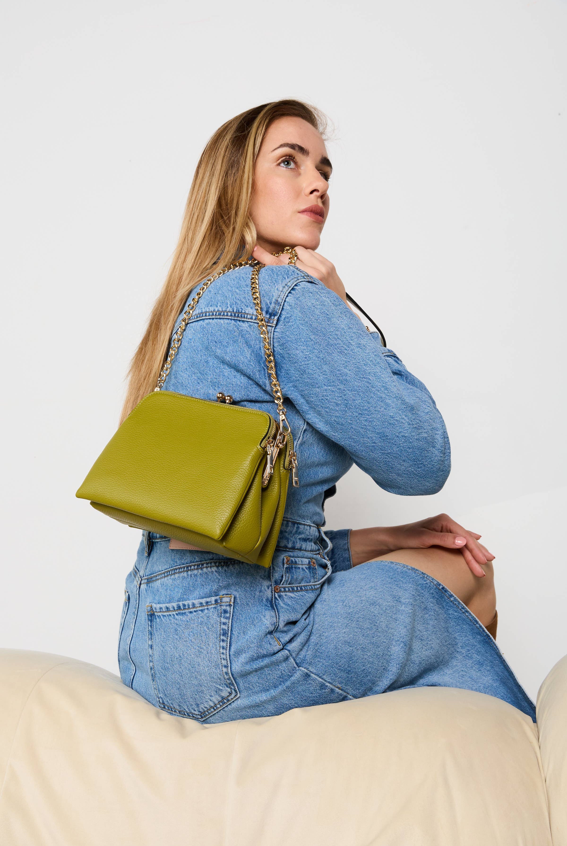 Kiva Kiss Lock Crossbody w/ Chain Strap: Black-290 Bag/Handbags-Jen & Co.-The Lovely Closet, Women's Fashion Boutique in Alexandria, KY