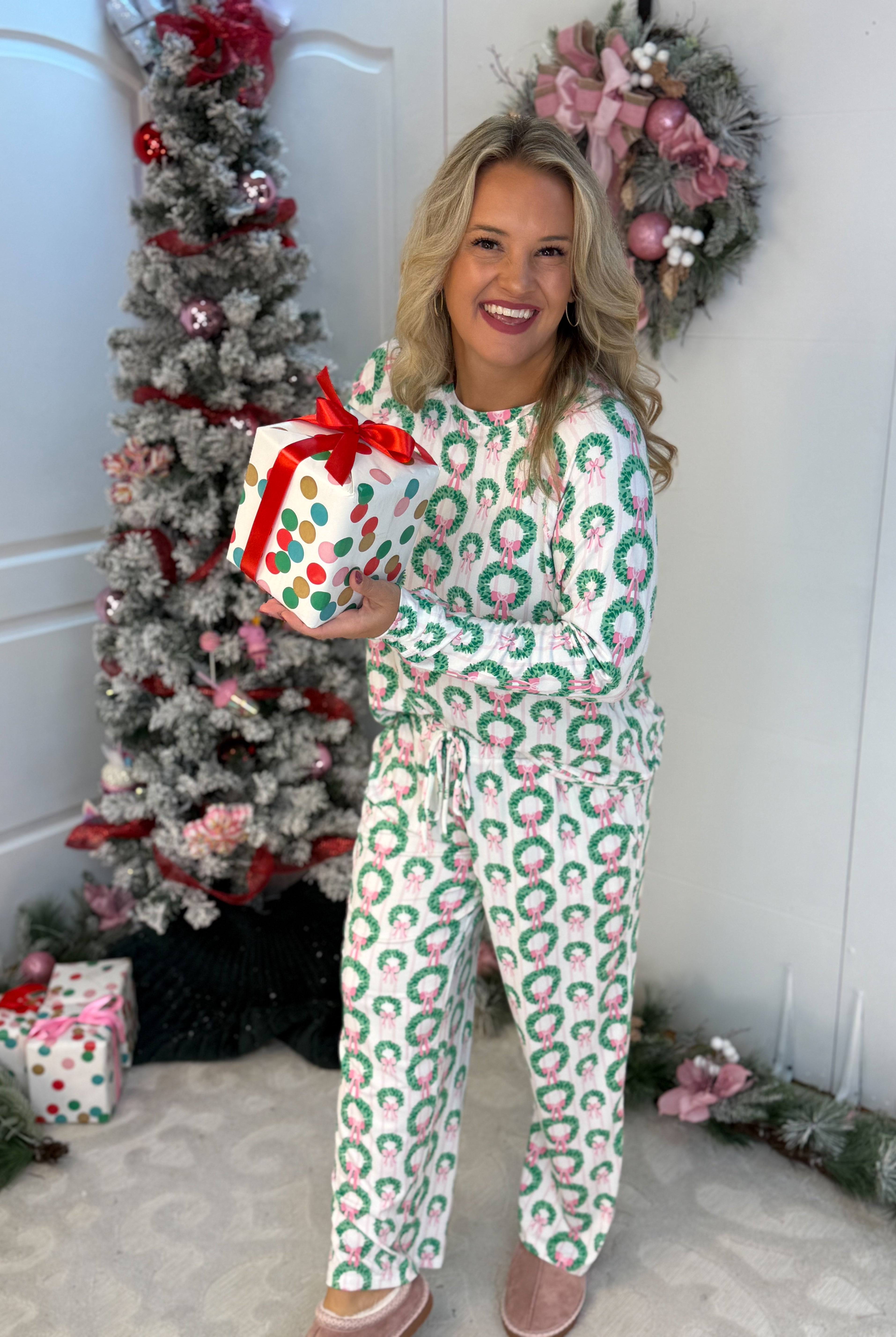 Mary Square Rosy Wreaths Annie Pant Set-350 Holiday-Mary Square-The Lovely Closet, Women's Fashion Boutique in Alexandria, KY