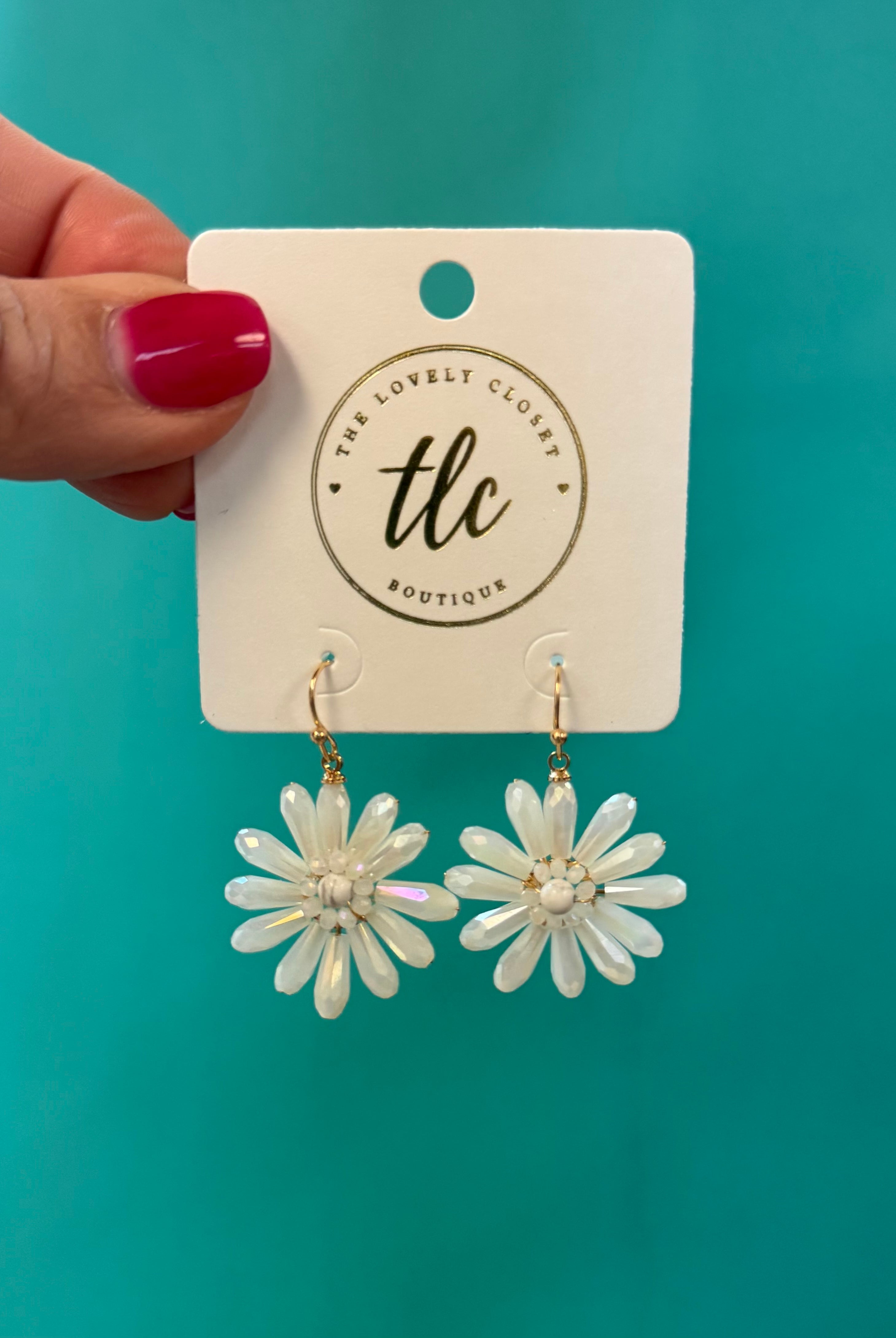 Pretty in The Summer Earrings- White-280 Accessories-The Lovely Closet-The Lovely Closet, Women's Fashion Boutique in Alexandria, KY