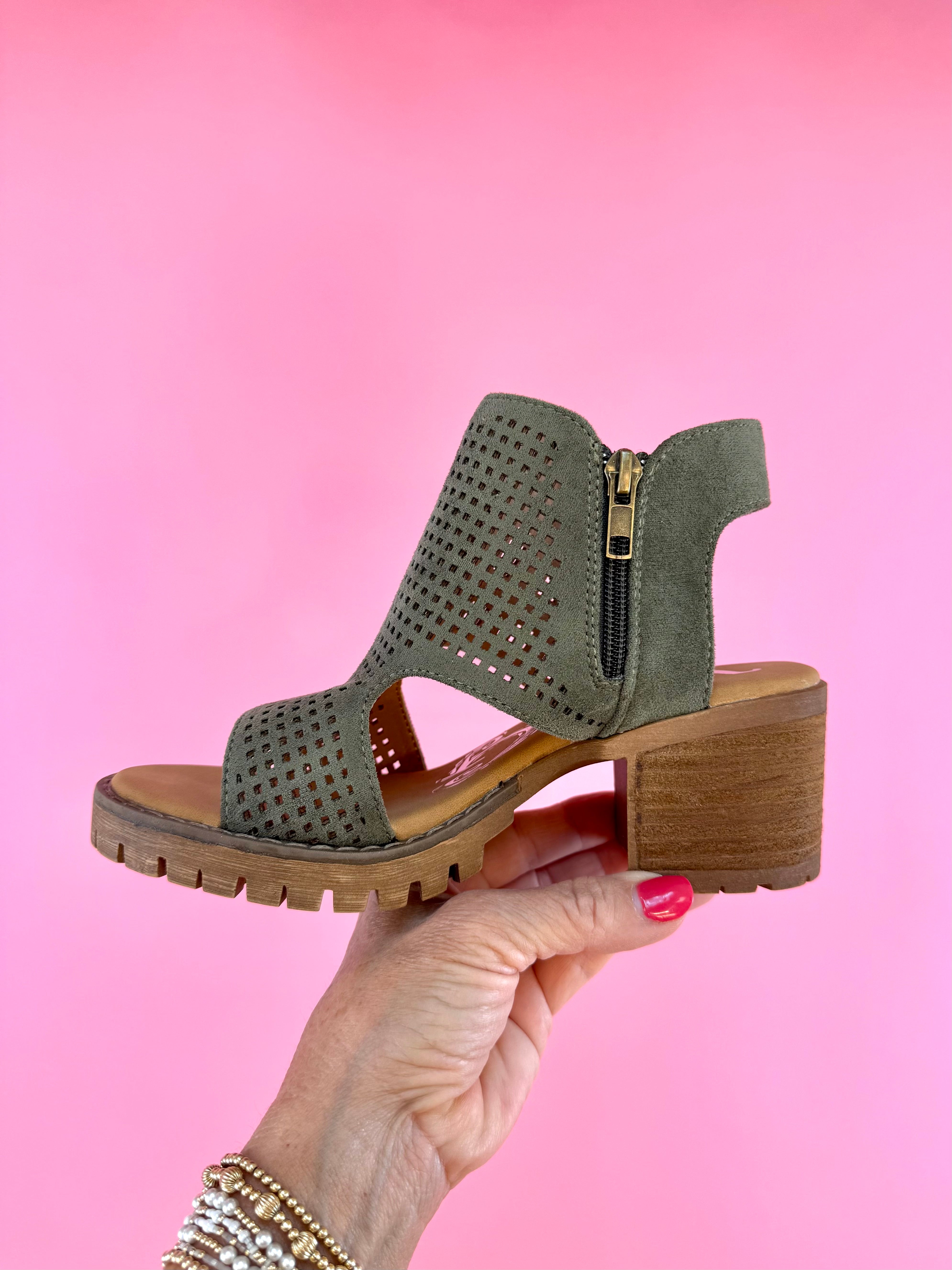 Very G - Milsy-270 Shoes-Very G-The Lovely Closet, Women's Fashion Boutique in Alexandria, KY