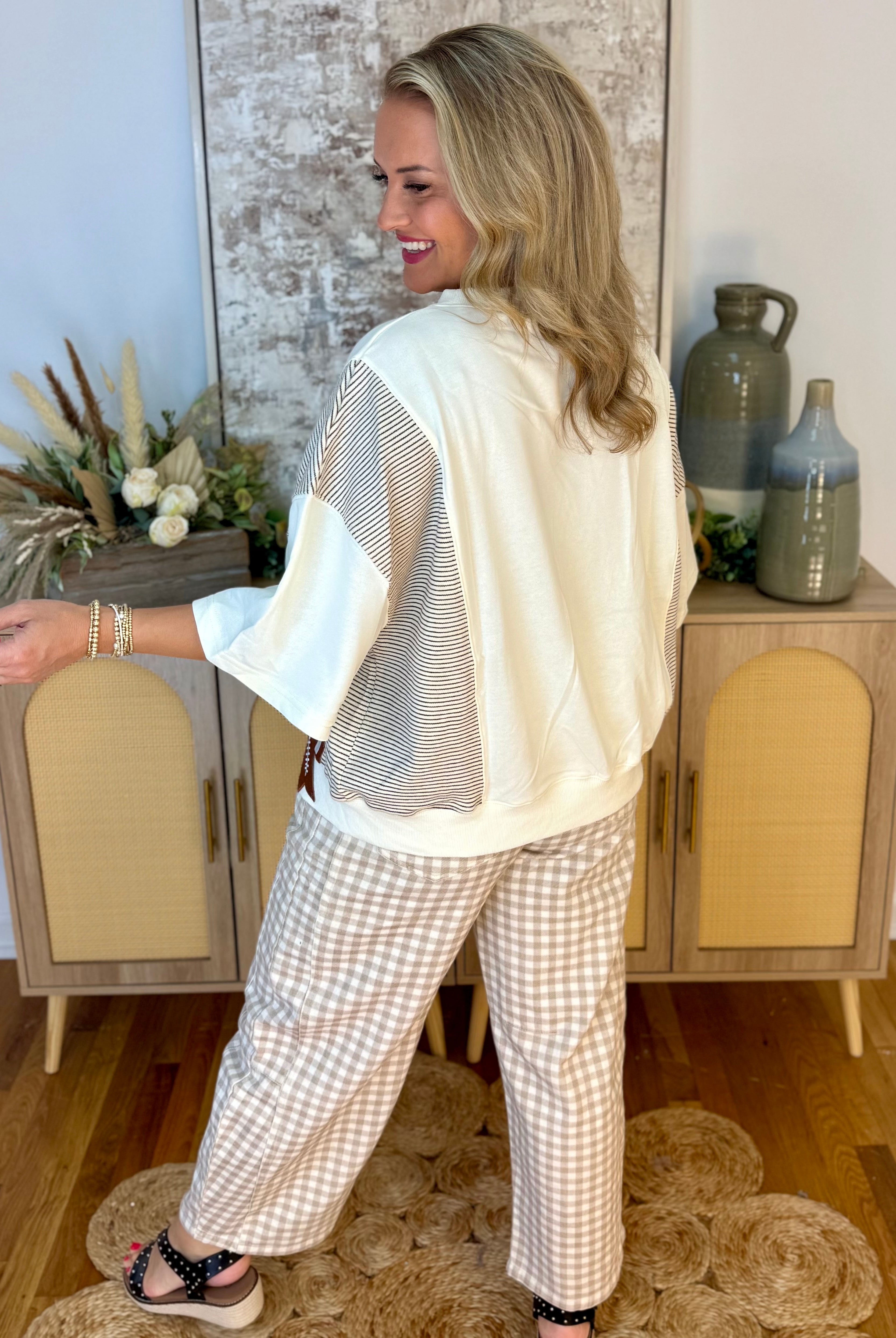 Totally Touchdown Short Sleeve Top-110 Long Sleeve Top-The Lovely Closet-The Lovely Closet, Women's Fashion Boutique in Alexandria, KY