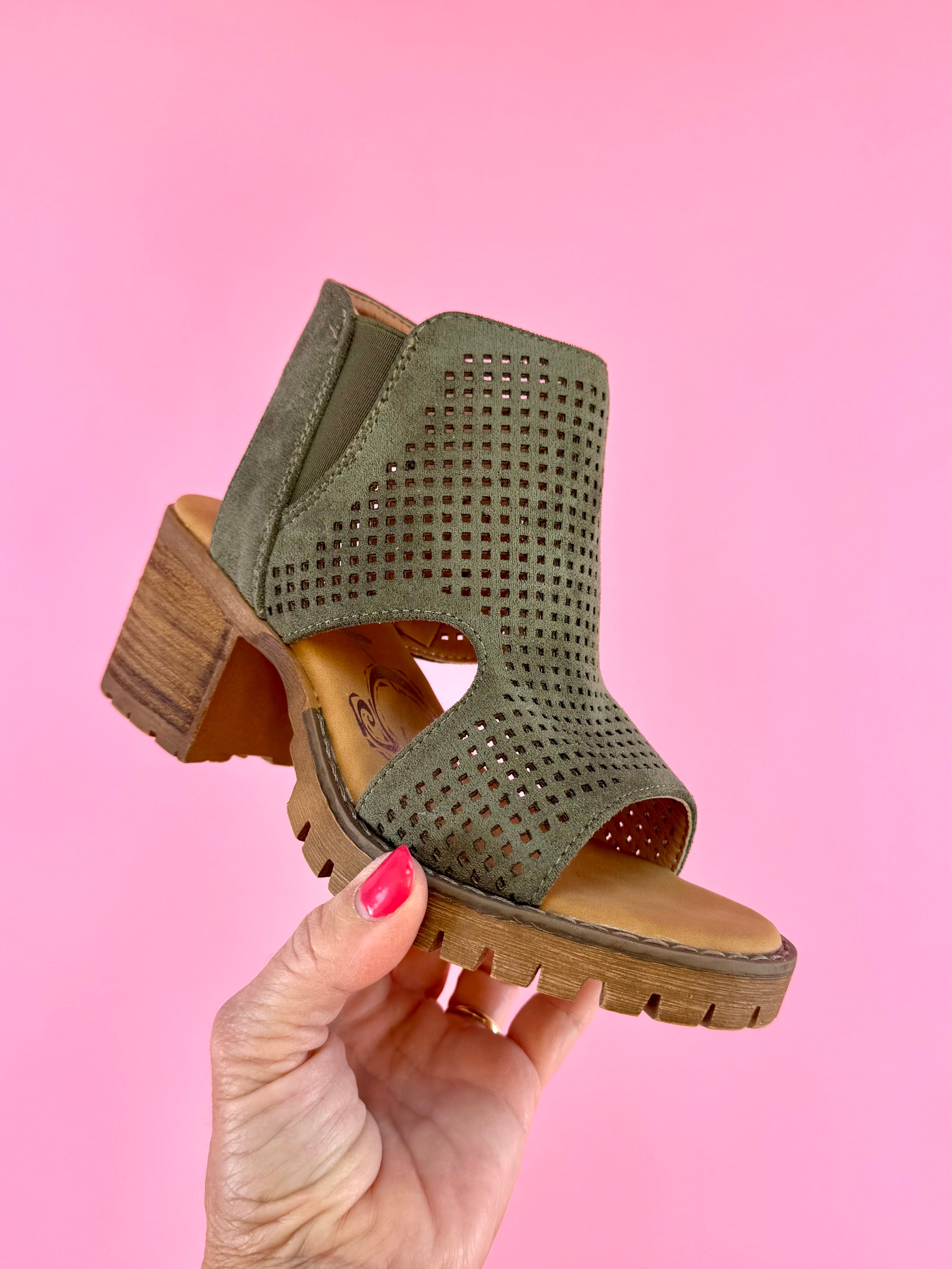 Very G - Milsy-270 Shoes-Very G-The Lovely Closet, Women's Fashion Boutique in Alexandria, KY