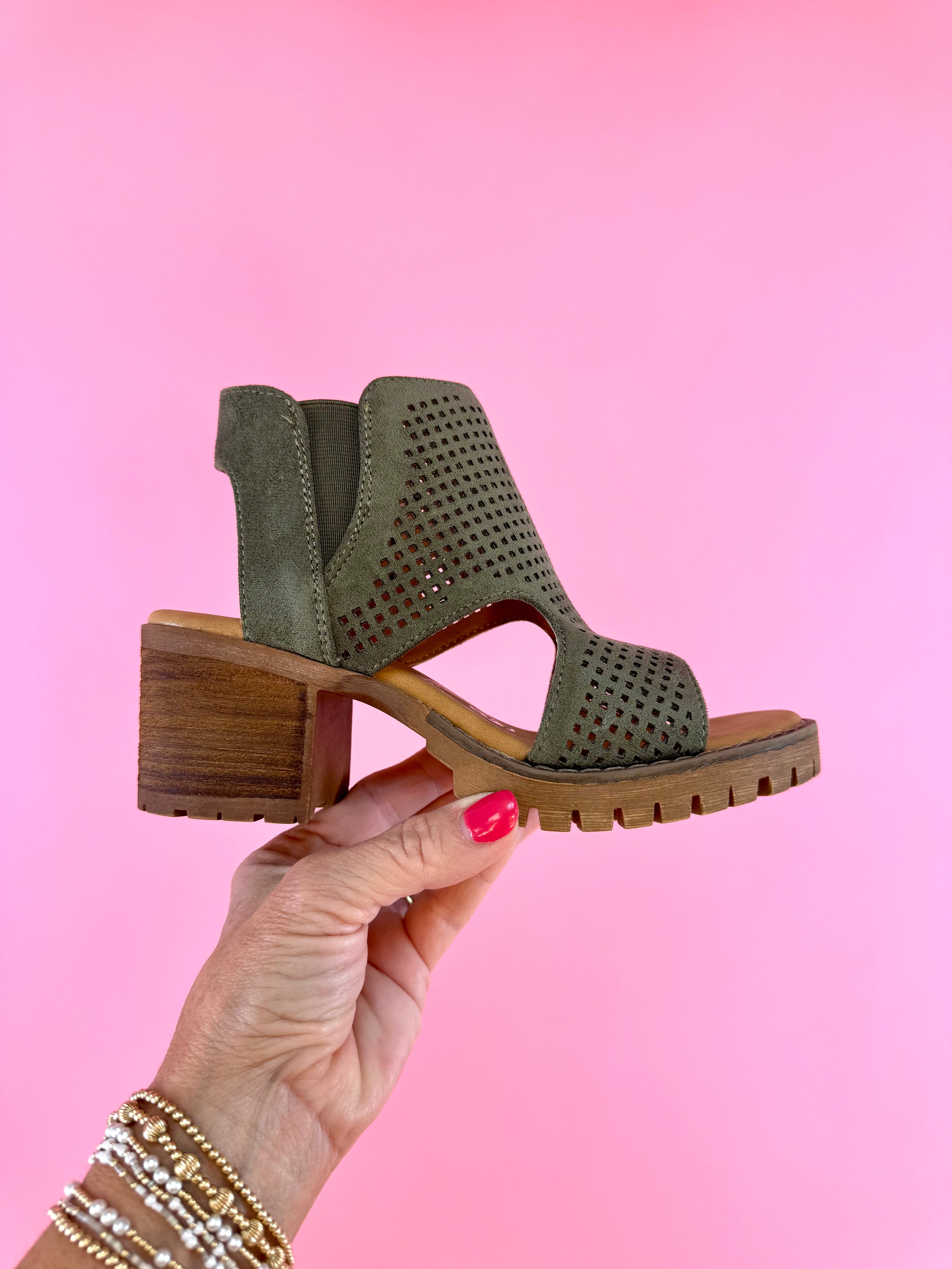 Very G - Milsy-270 Shoes-Very G-The Lovely Closet, Women's Fashion Boutique in Alexandria, KY