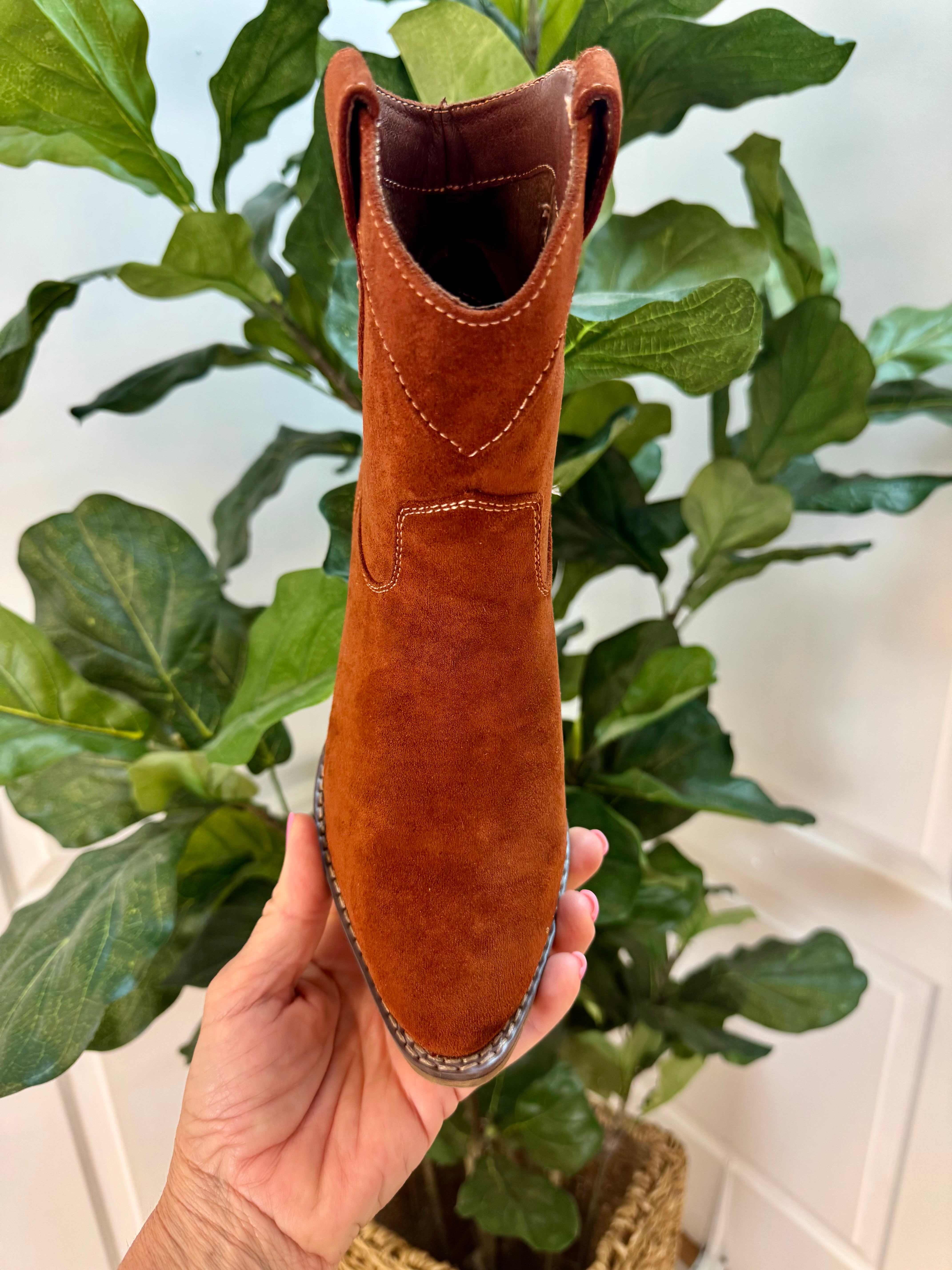 Very G Deirdra - Rust-270 Shoes-Very G-The Lovely Closet, Women's Fashion Boutique in Alexandria, KY