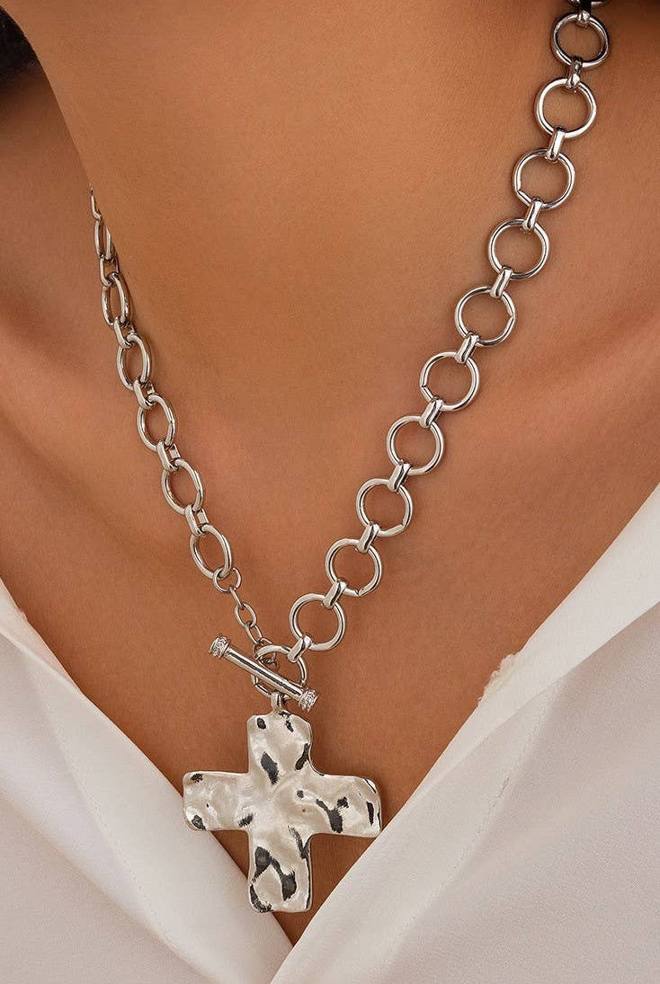 Hammered Cross Necklace - Silver-280 Accessories-JOSSLYN by wall to wall-The Lovely Closet, Women's Fashion Boutique in Alexandria, KY