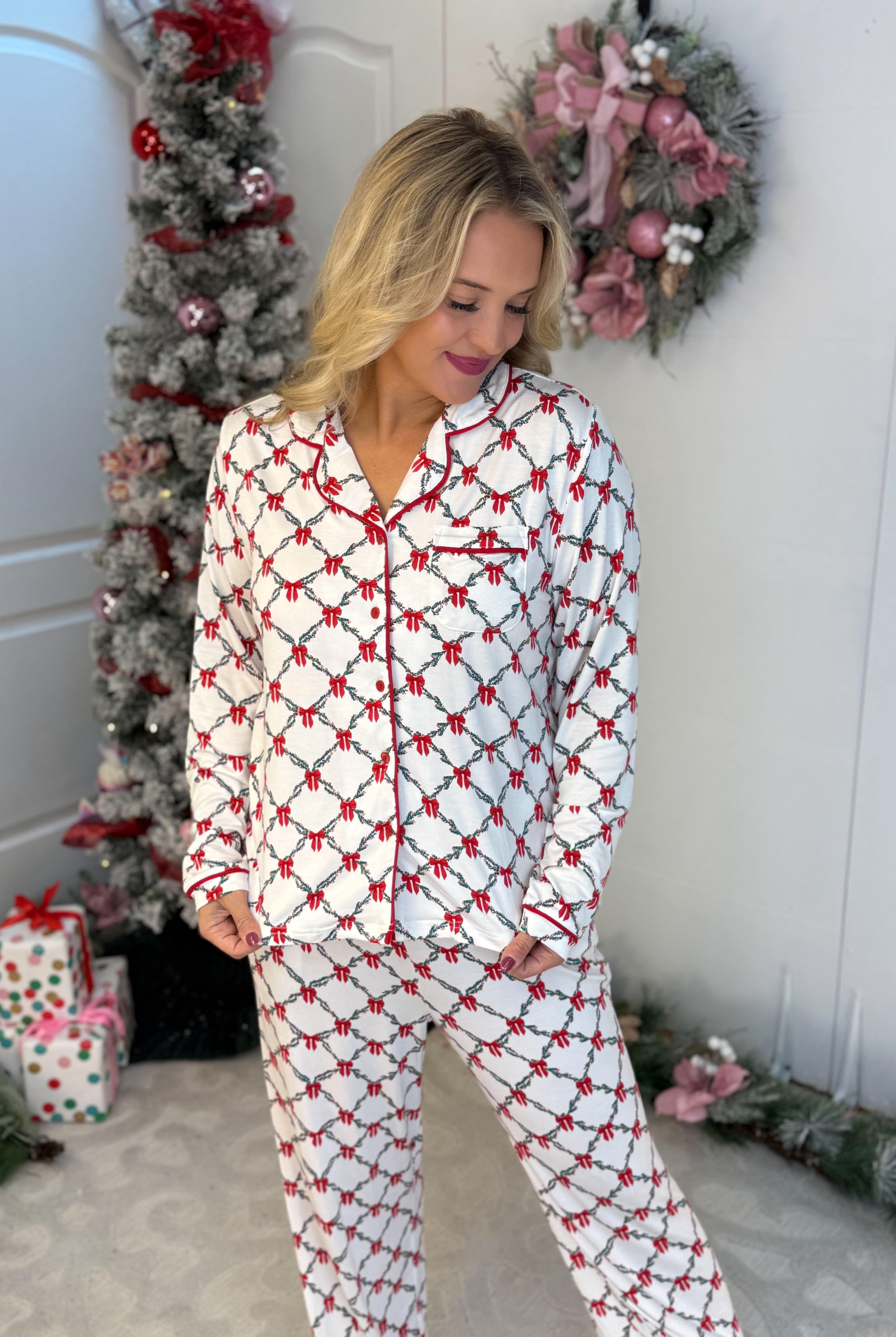 Mary Square Lattice Garland Charlotte Pant Set-350 Holiday-Mary Square-The Lovely Closet, Women's Fashion Boutique in Alexandria, KY