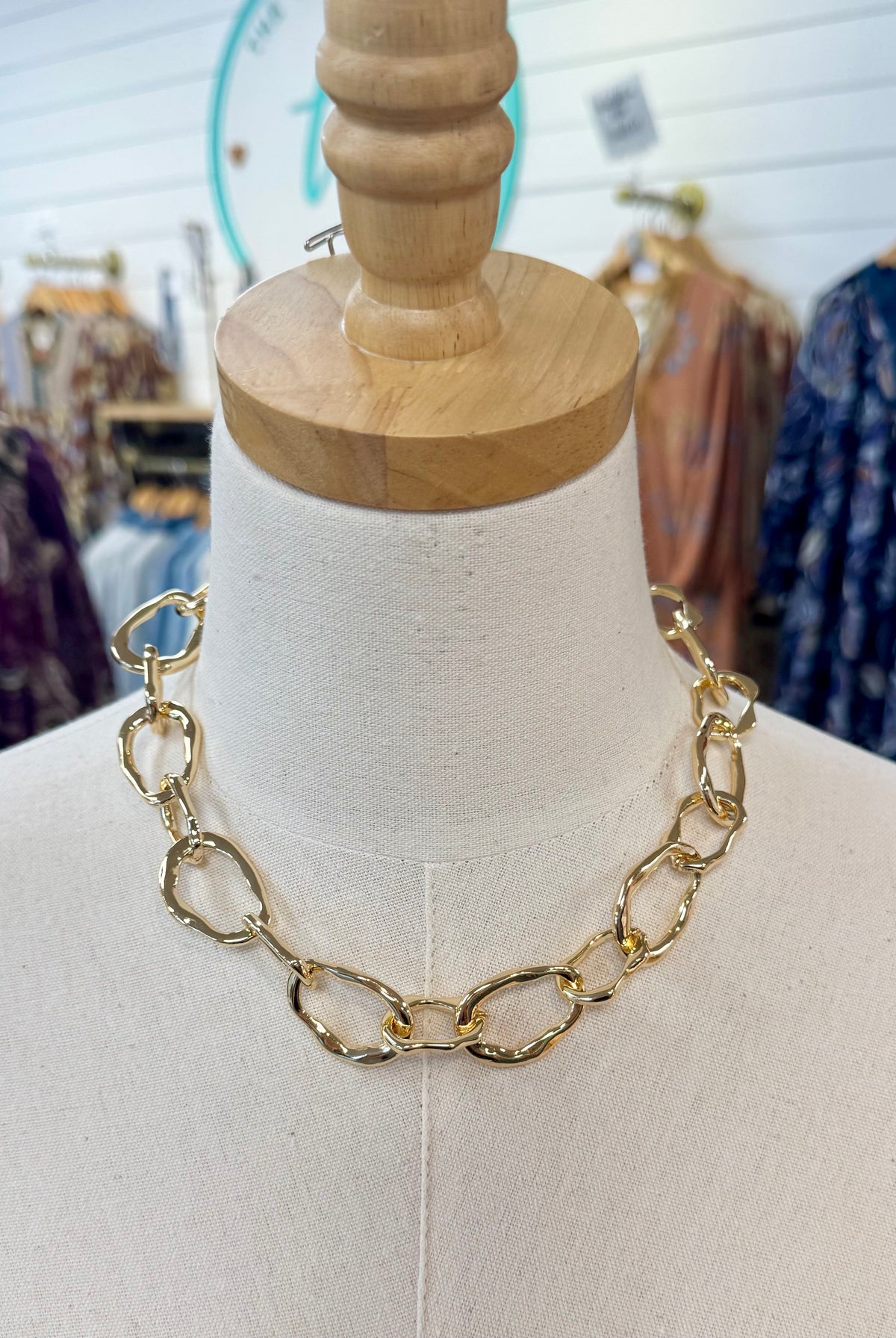 Gold Chunky Chain Links Necklace-280 Accessories-Golden Stella-The Lovely Closet, Women's Fashion Boutique in Alexandria, KY