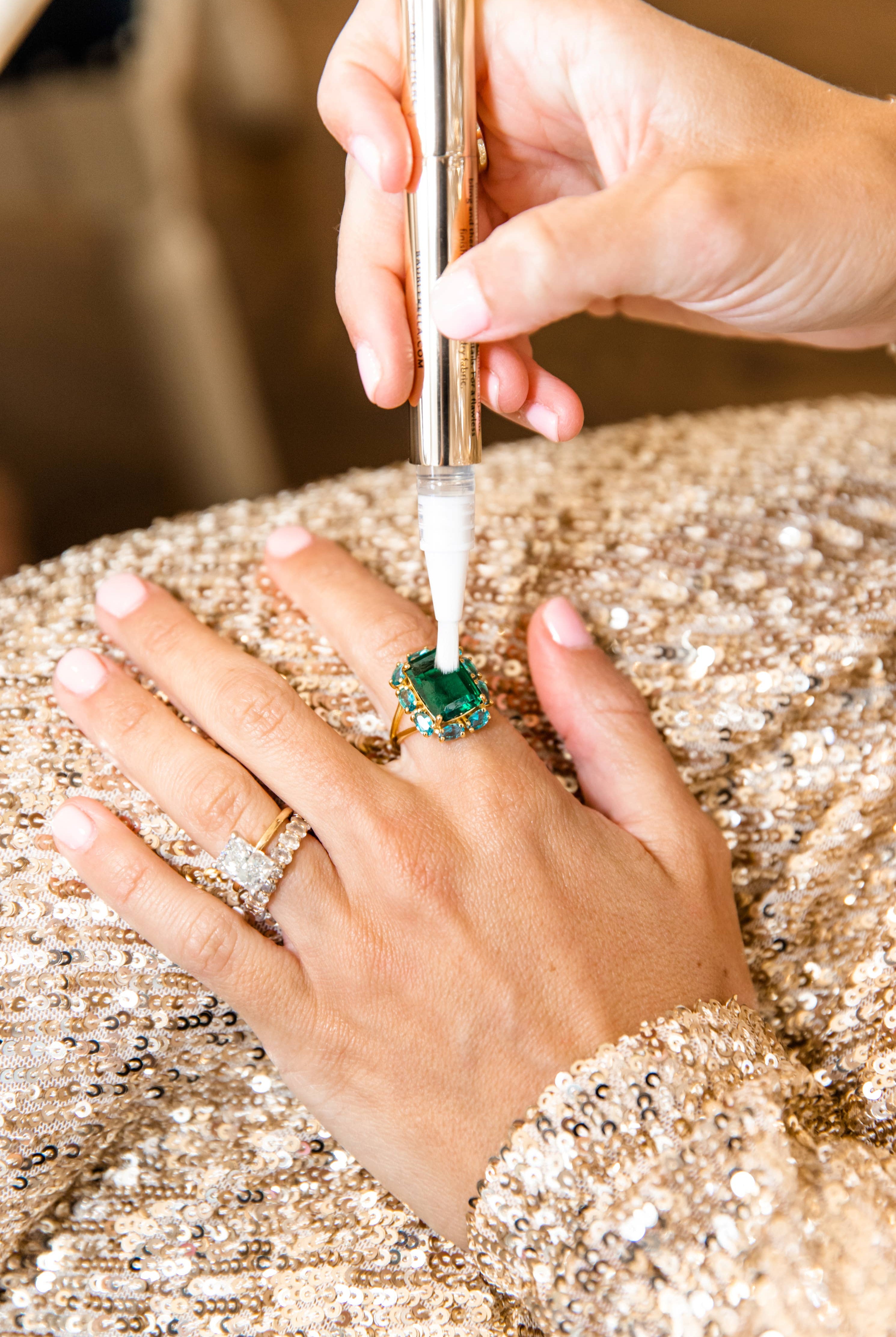 Bling Brush Jewelry Cleaner-280 Accessories-Baublerella-The Lovely Closet, Women's Fashion Boutique in Alexandria, KY