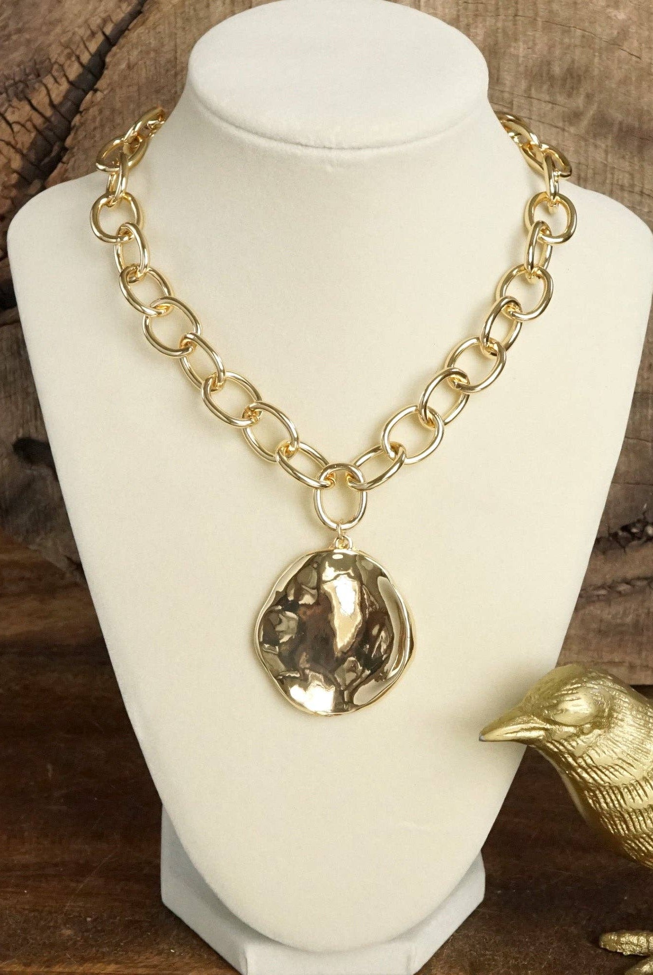 Chunky Chain & Hammered Disc Necklace - Gold-250 Jewelry-PennyLine inc-The Lovely Closet, Women's Fashion Boutique in Alexandria, KY
