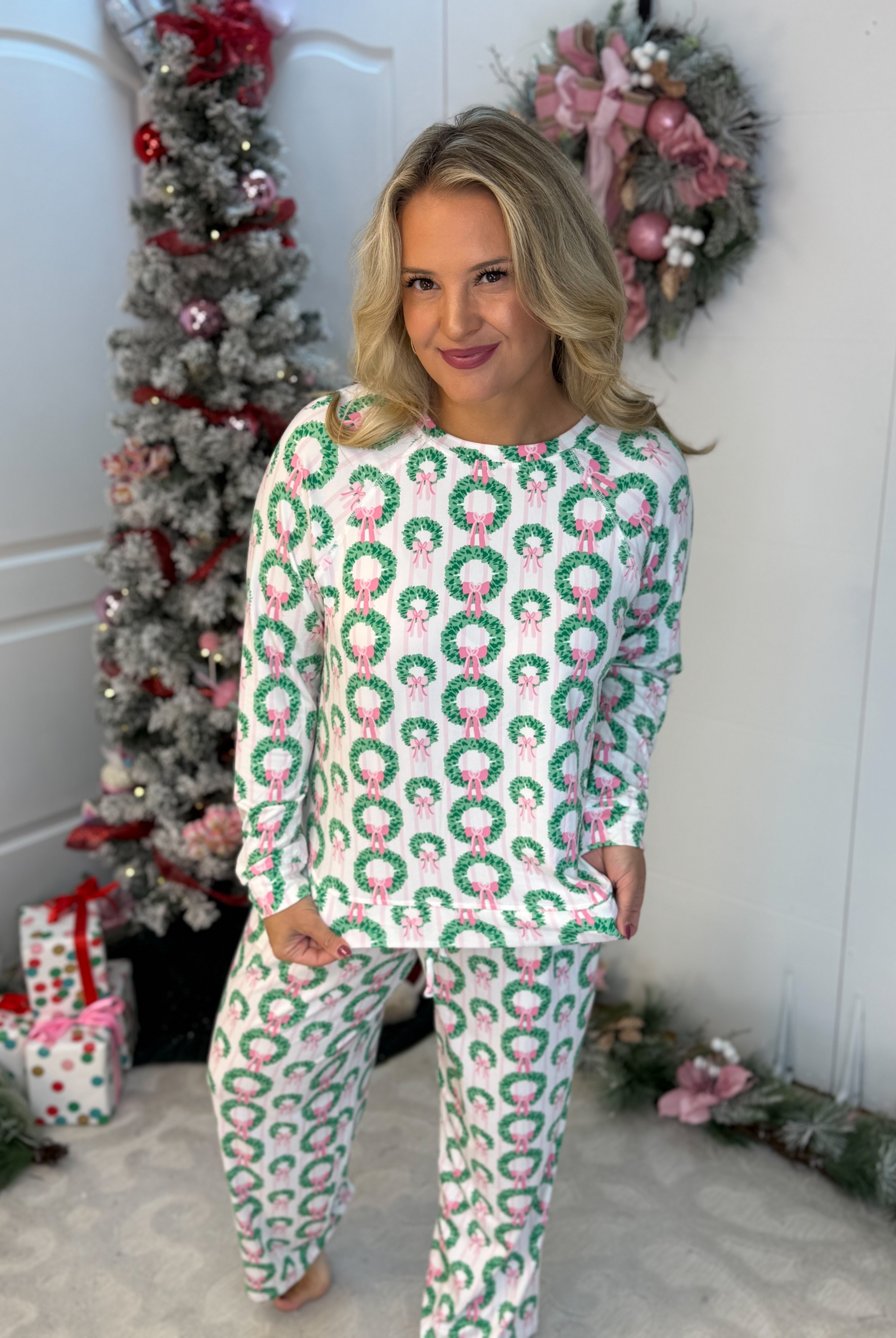 Mary Square Rosy Wreaths Annie Pant Set-350 Holiday-Mary Square-The Lovely Closet, Women's Fashion Boutique in Alexandria, KY