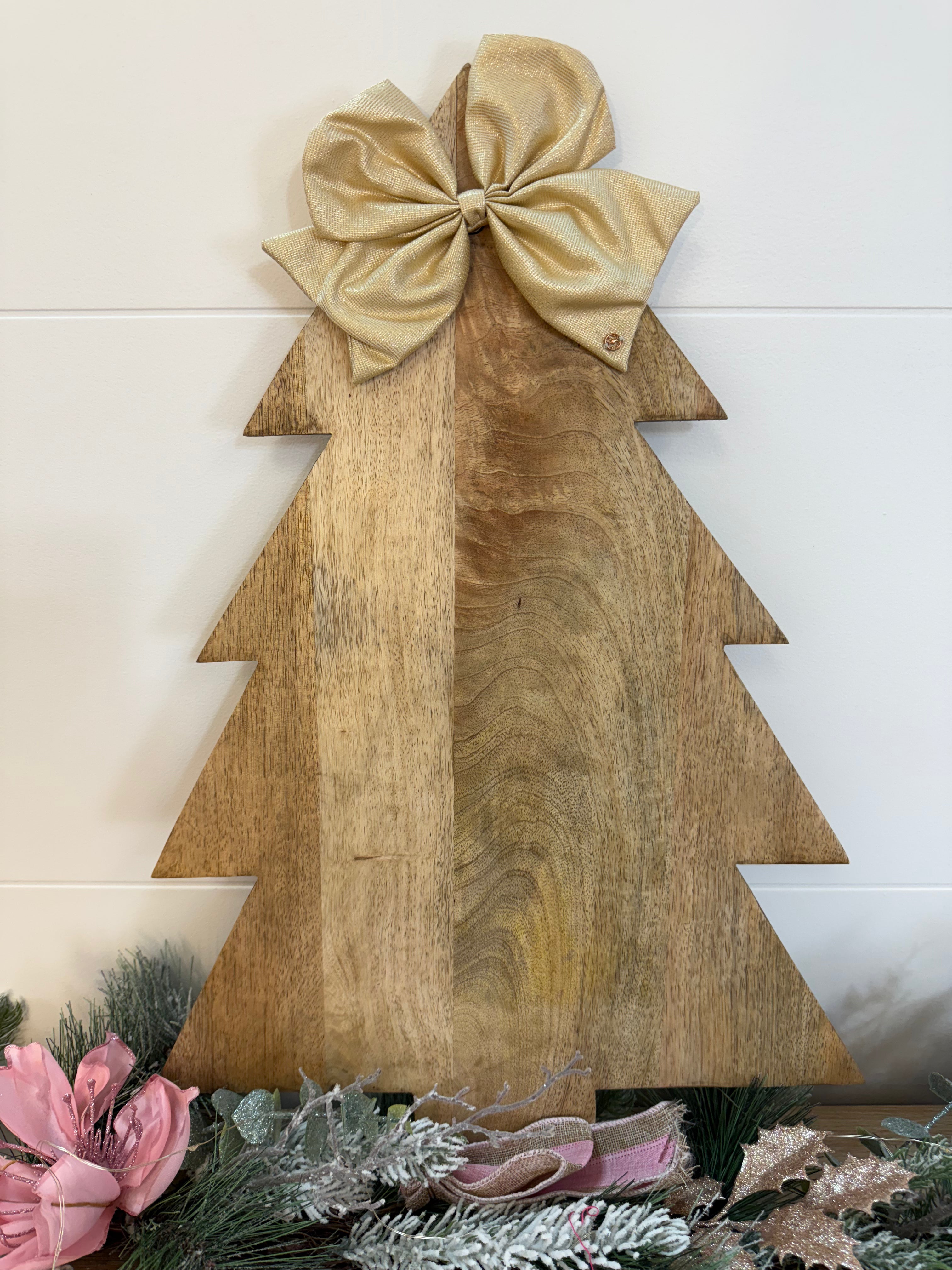 Tree Charcuterie Bow Board Magnetic-350 Holiday-Mary Square-The Lovely Closet, Women's Fashion Boutique in Alexandria, KY