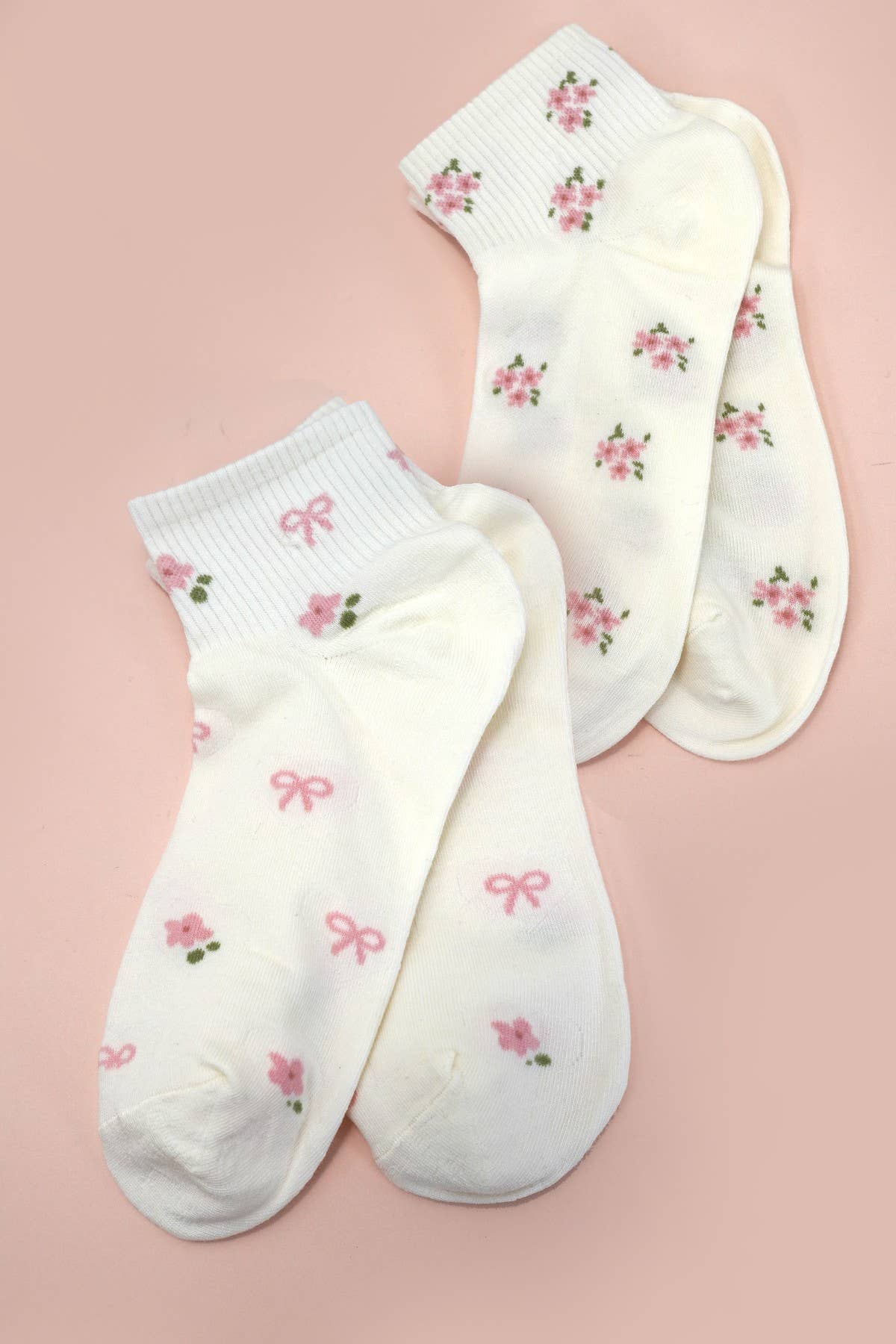 Flower Print Socks-280 Accessories-JOSSLYN by wall to wall-The Lovely Closet, Women's Fashion Boutique in Alexandria, KY