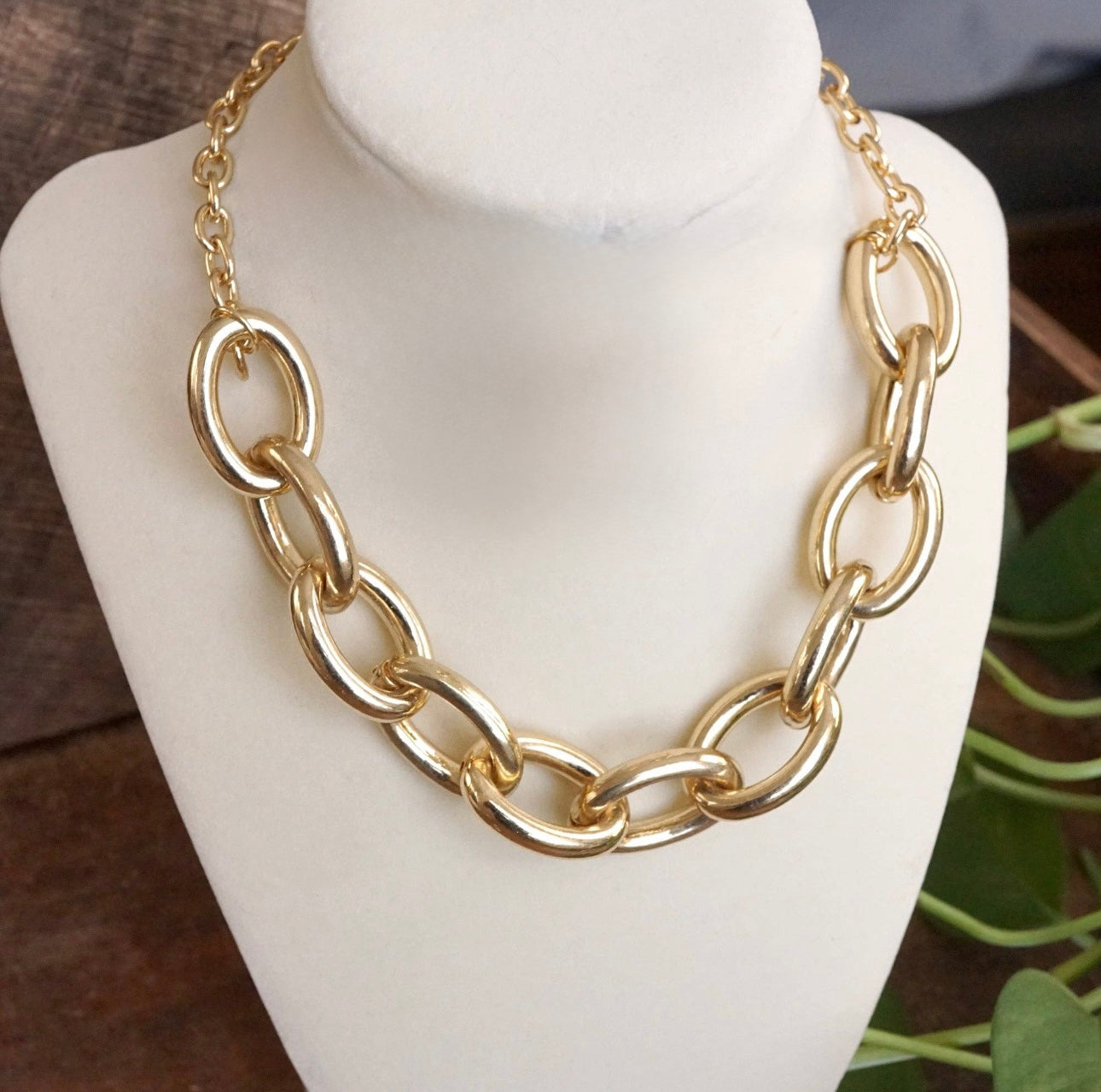Smooth Chunky Chain Necklace Gold-250 Jewelry-PennyLine inc-The Lovely Closet, Women's Fashion Boutique in Alexandria, KY
