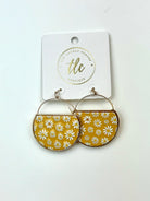 He Loves Me Daisy Earrings-Earrings-The Lovely Closet-The Lovely Closet, Women's Fashion Boutique in Alexandria, KY