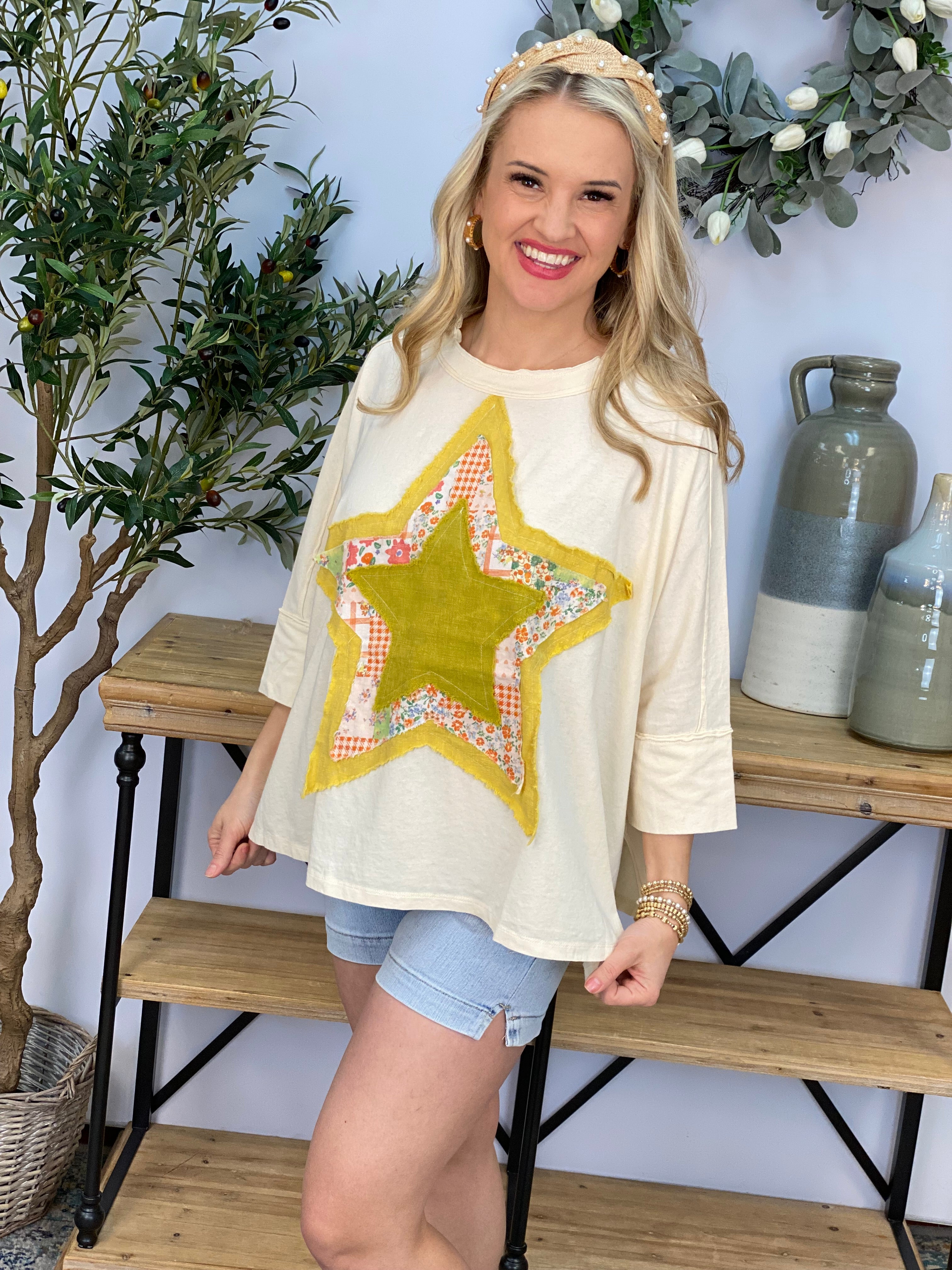 Sunshine Star Top-The Lovely Closet-The Lovely Closet, Women's Fashion Boutique in Alexandria, KY