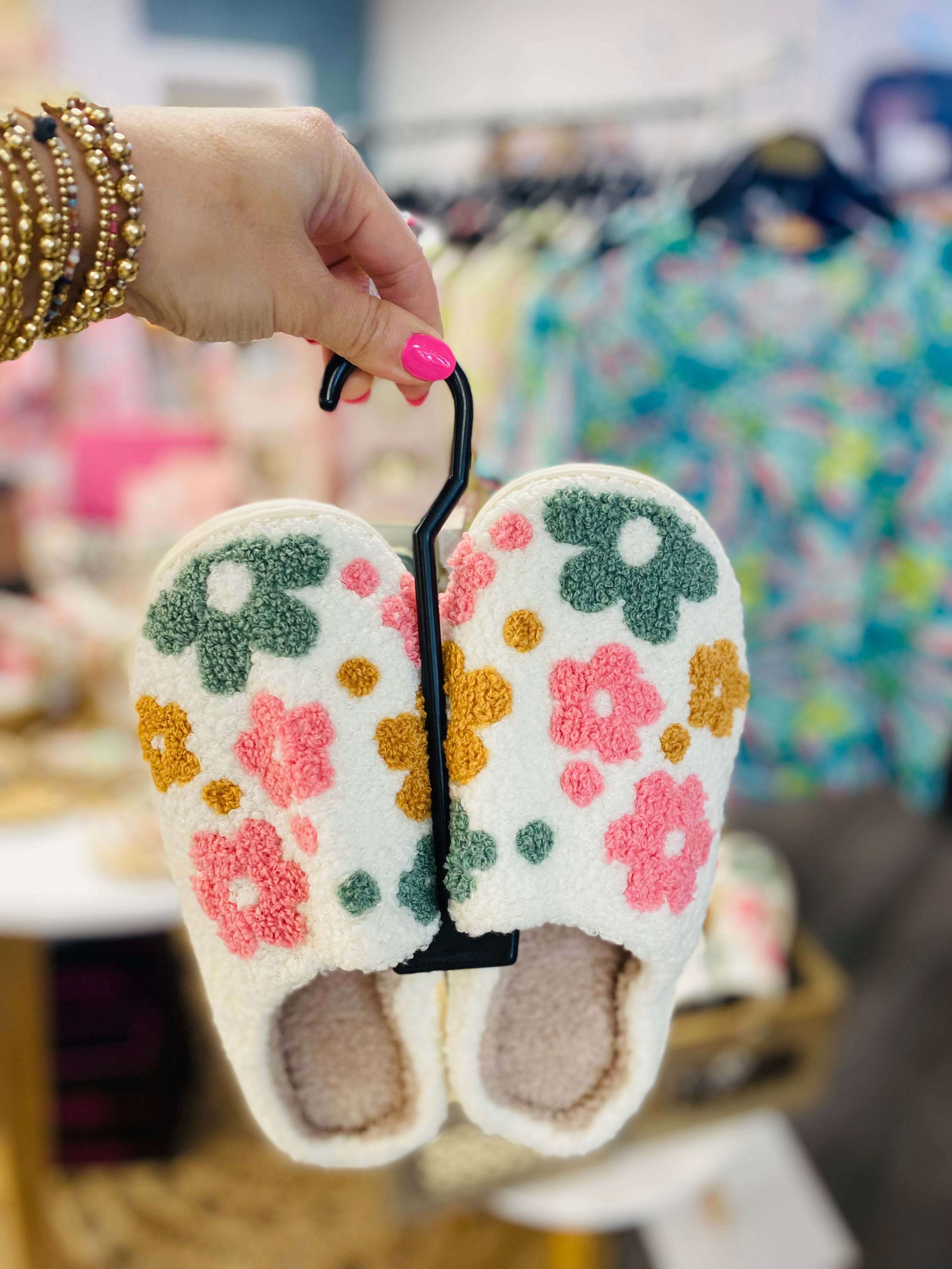 Spring Slippers-350 Holiday-The Lovely Closet-The Lovely Closet, Women's Fashion Boutique in Alexandria, KY