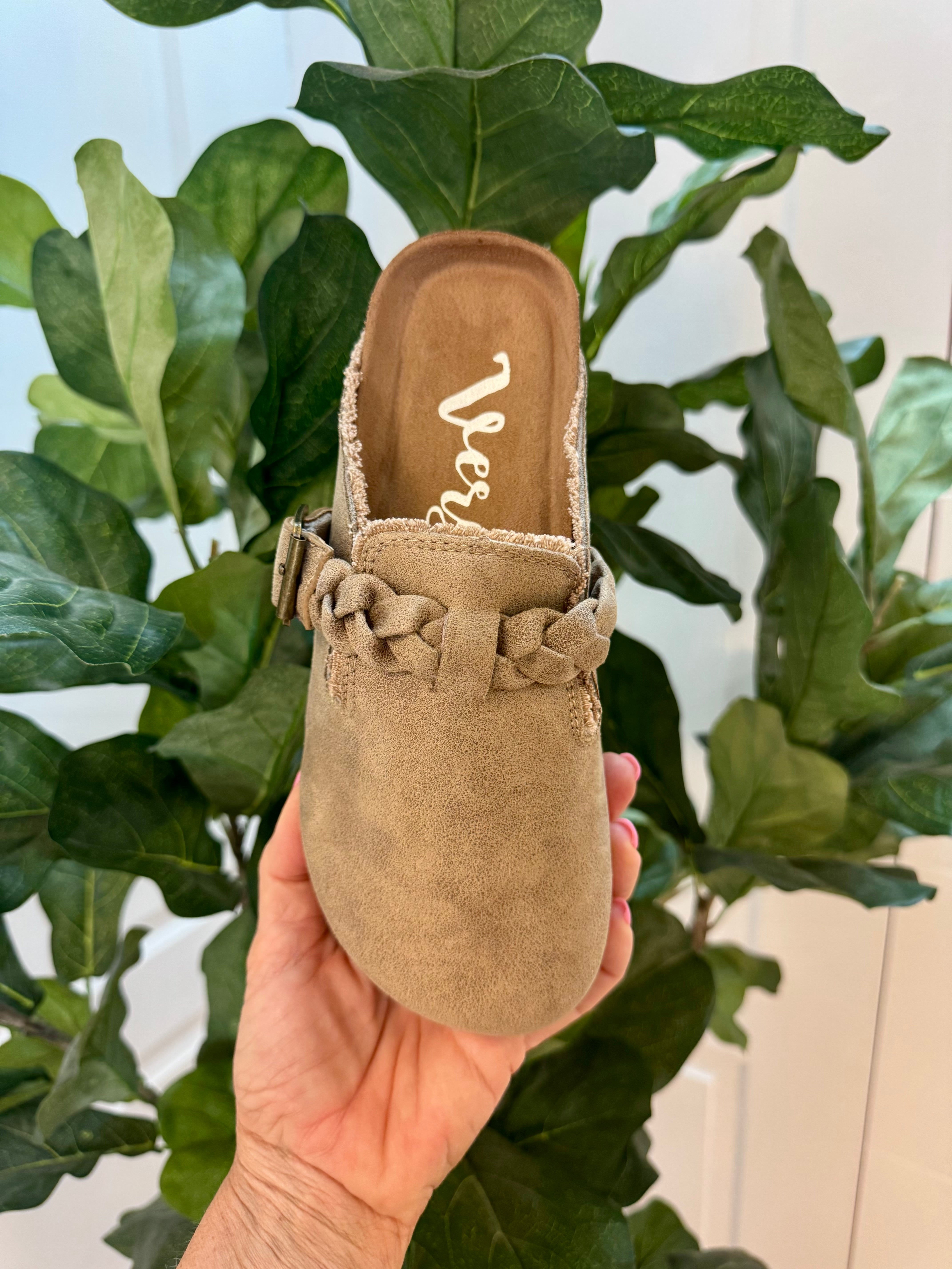 Very G Iris 3 - Beige-270 Shoes-Very G-The Lovely Closet, Women's Fashion Boutique in Alexandria, KY