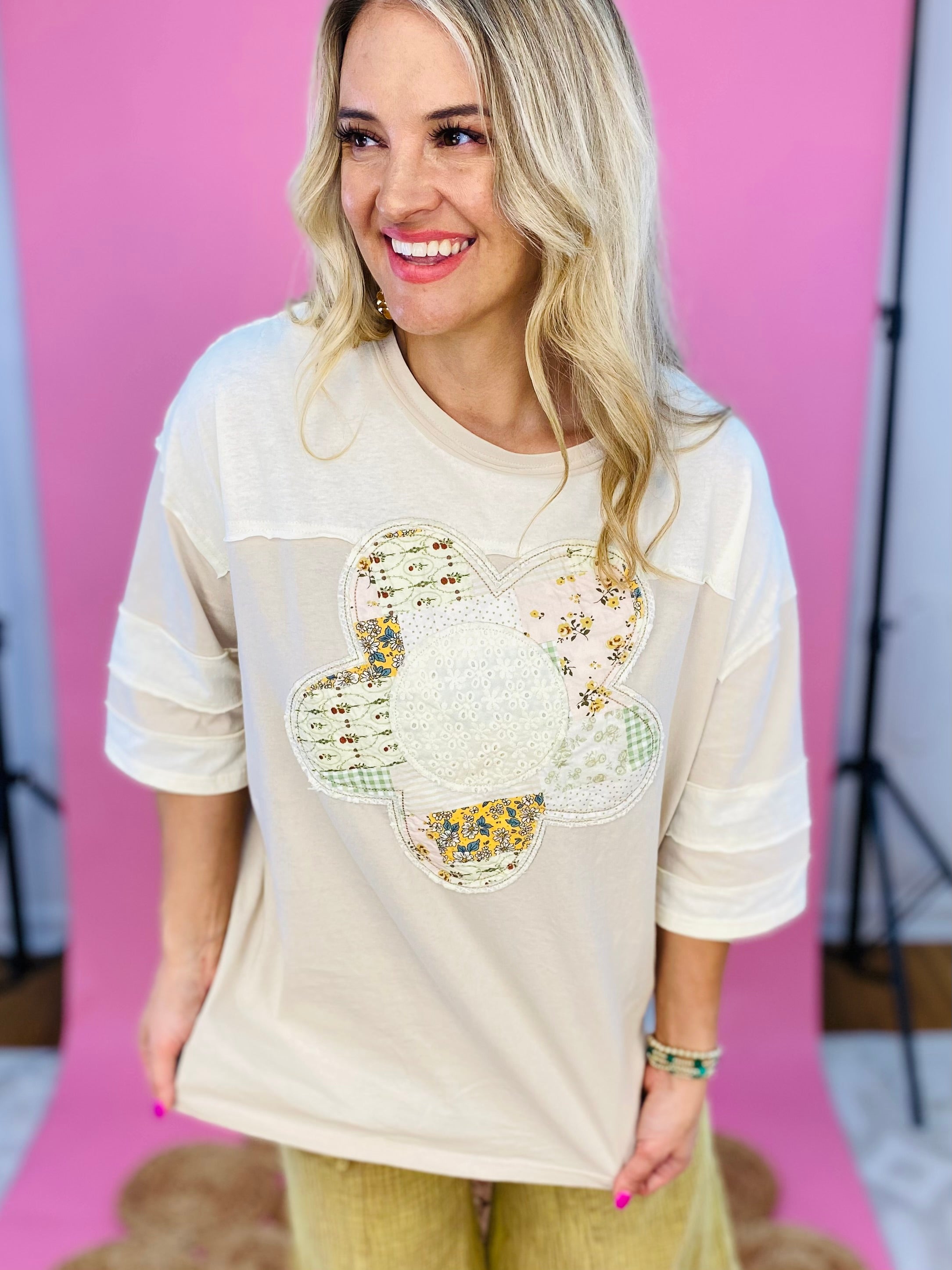 Easy Going Appliqué Top-100 Short Sleeve Tops-Sage + Fig-The Lovely Closet, Women's Fashion Boutique in Alexandria, KY