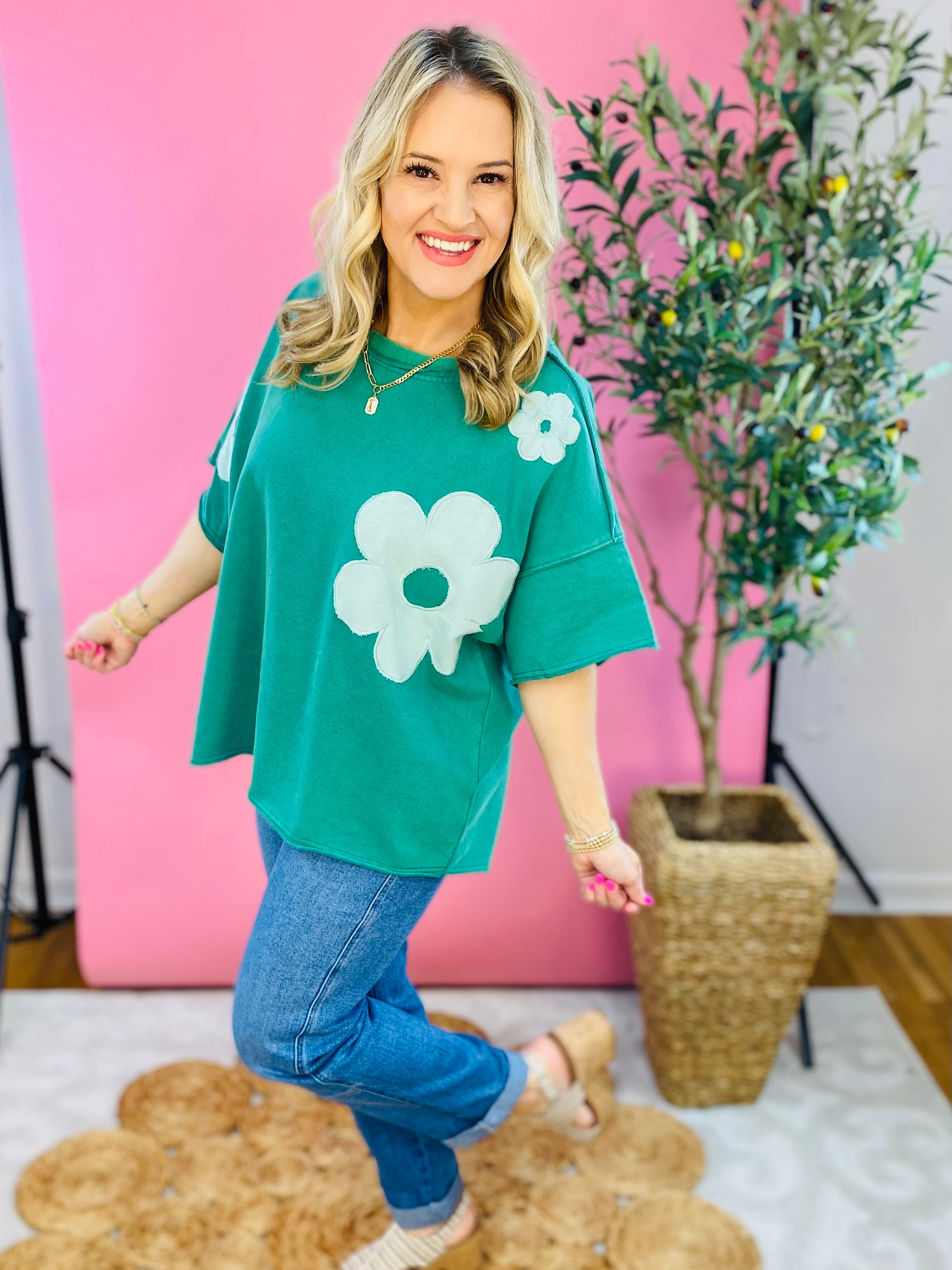 Spring Daisies Top-100 Short Sleeve Tops-The Lovely Closet-The Lovely Closet, Women's Fashion Boutique in Alexandria, KY