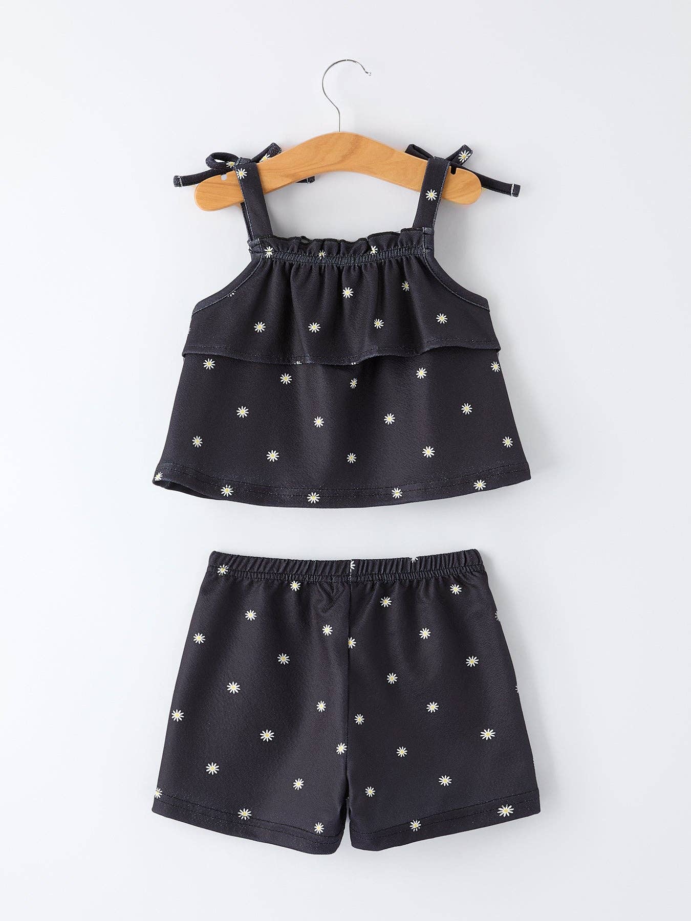 Summer Daisy Girls Bow Ruffle Set-360 Carolines Closet-Rylee Faith Designs-The Lovely Closet, Women's Fashion Boutique in Alexandria, KY