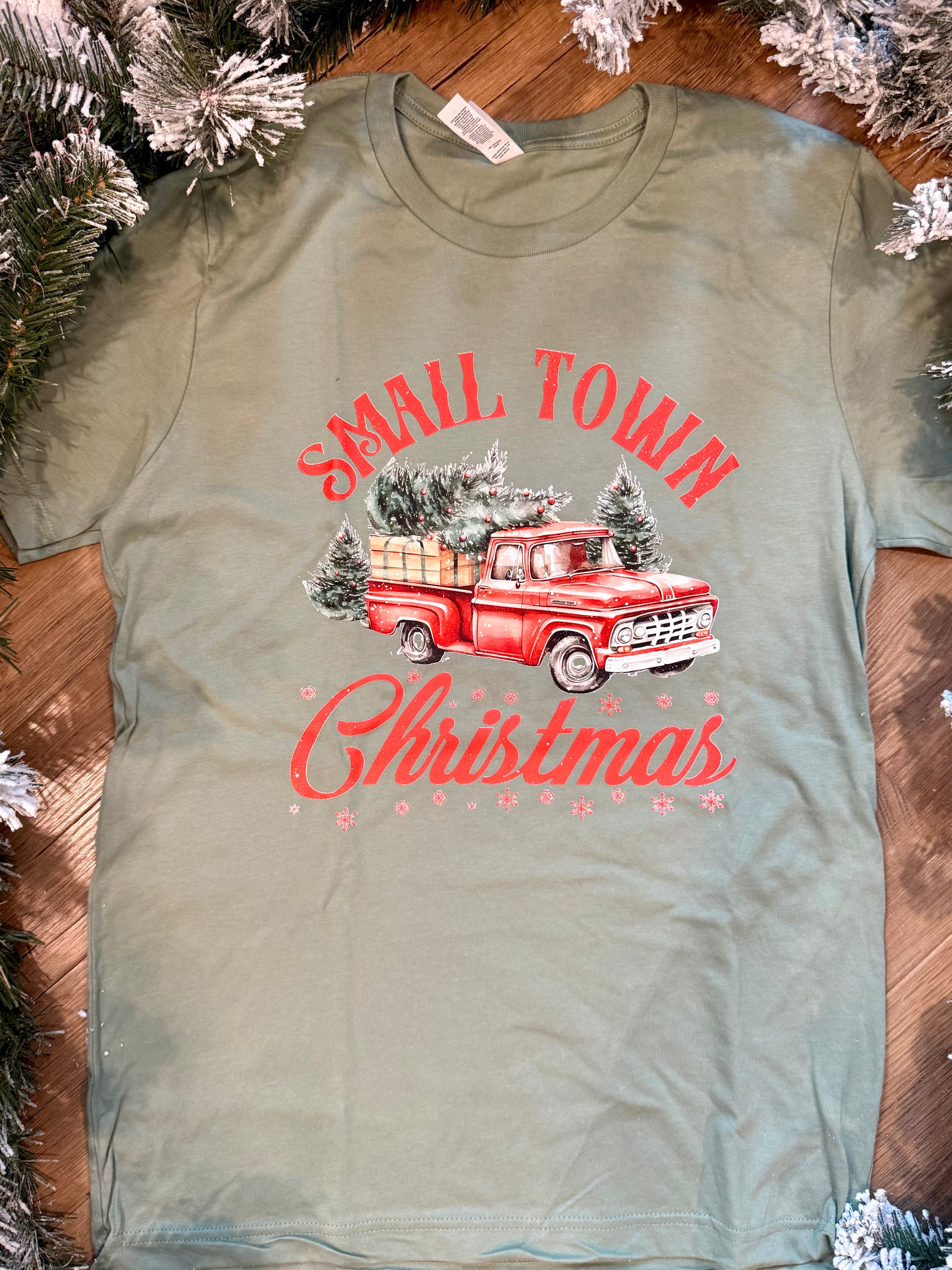 FINAL SALE Christmas Graphics - Small Town Christmas-350 Holiday-The Lovely Closet-The Lovely Closet, Women's Fashion Boutique in Alexandria, KY