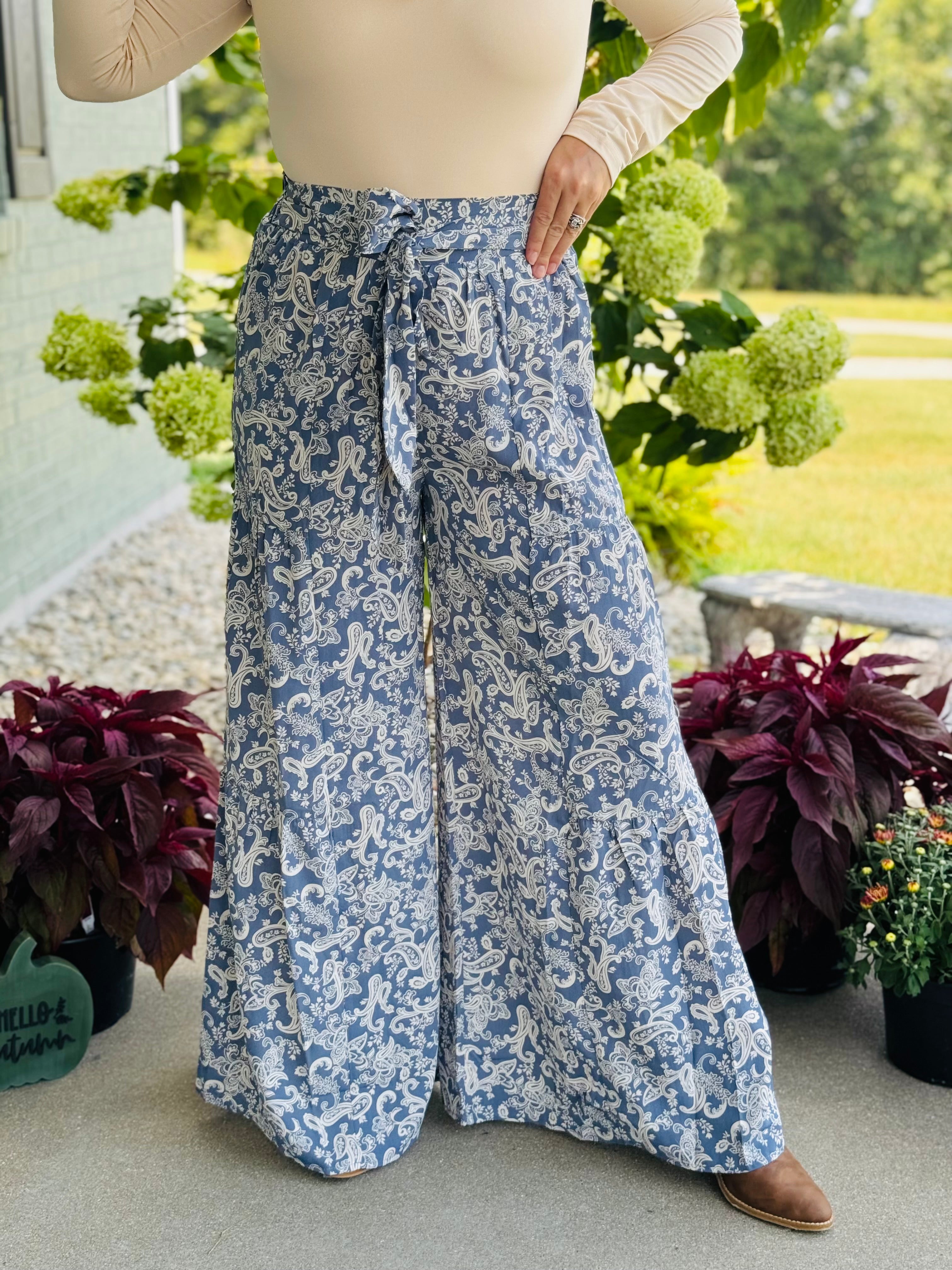 The Lovely Closet Feeling Pretty in Paisley Wide Leg Pants Large