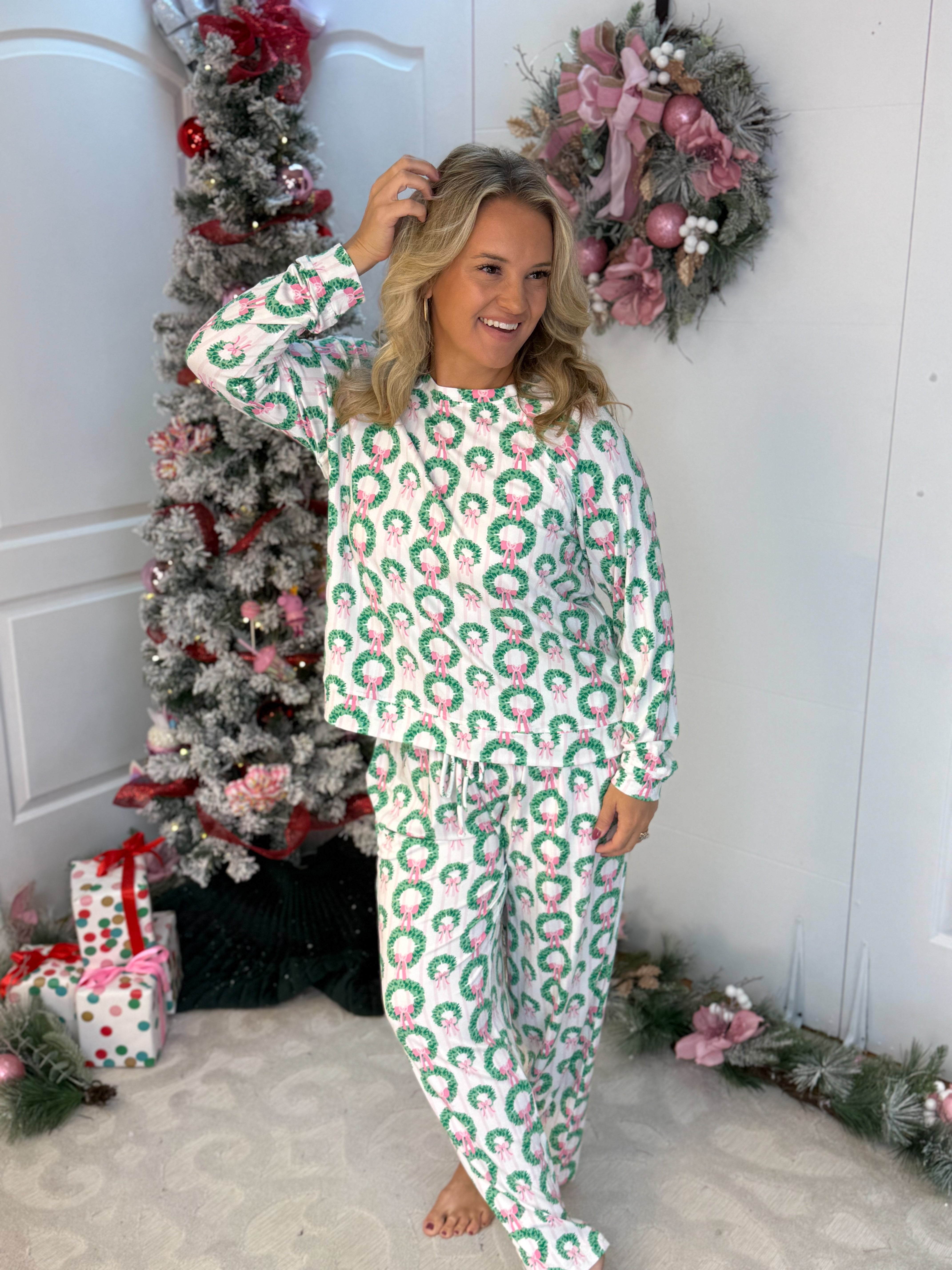 Mary Square Rosy Wreaths Annie Pant Set-350 Holiday-Mary Square-The Lovely Closet, Women's Fashion Boutique in Alexandria, KY