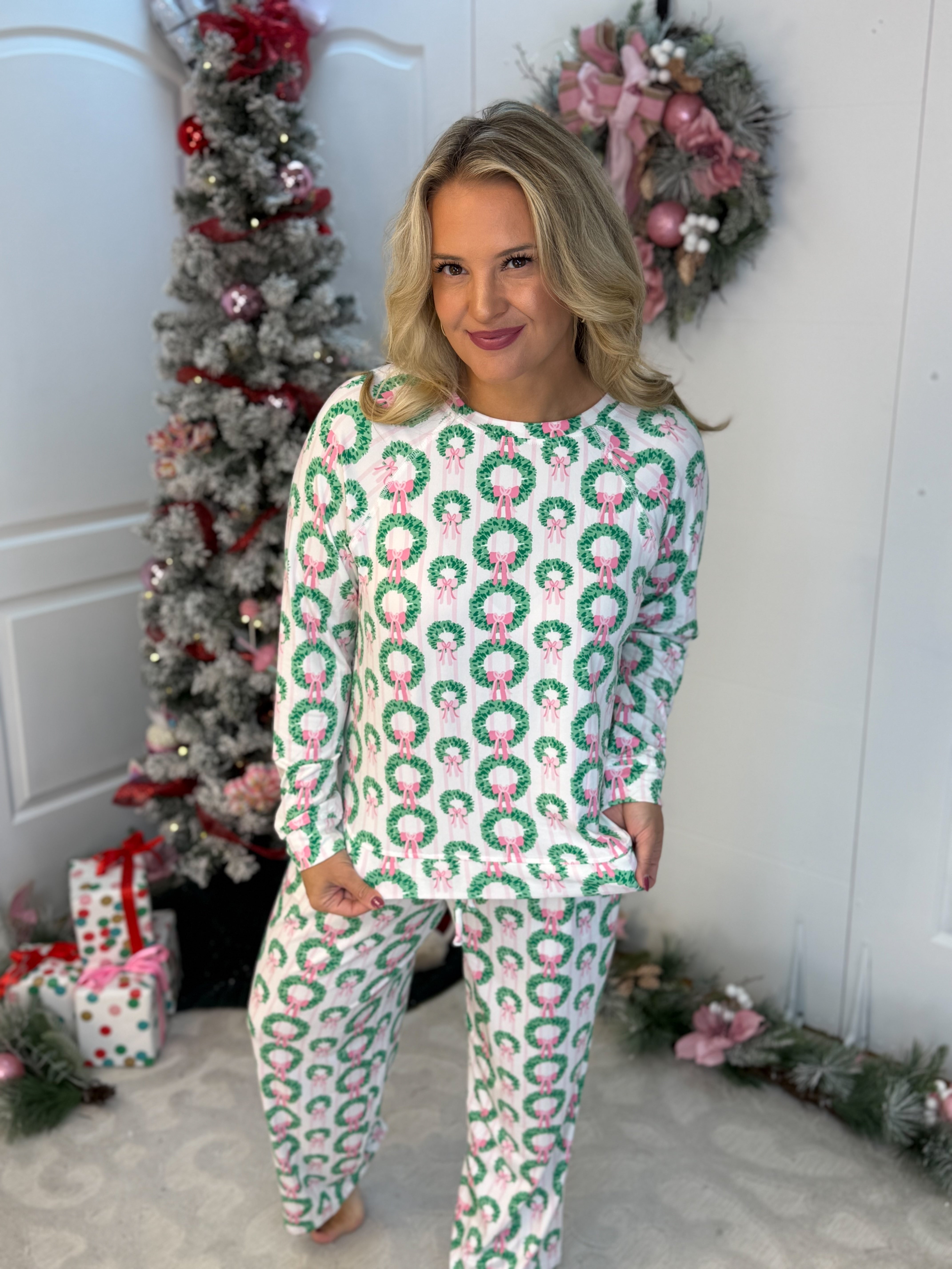 Mary Square Rosy Wreaths Annie Pant Set-350 Holiday-Mary Square-The Lovely Closet, Women's Fashion Boutique in Alexandria, KY