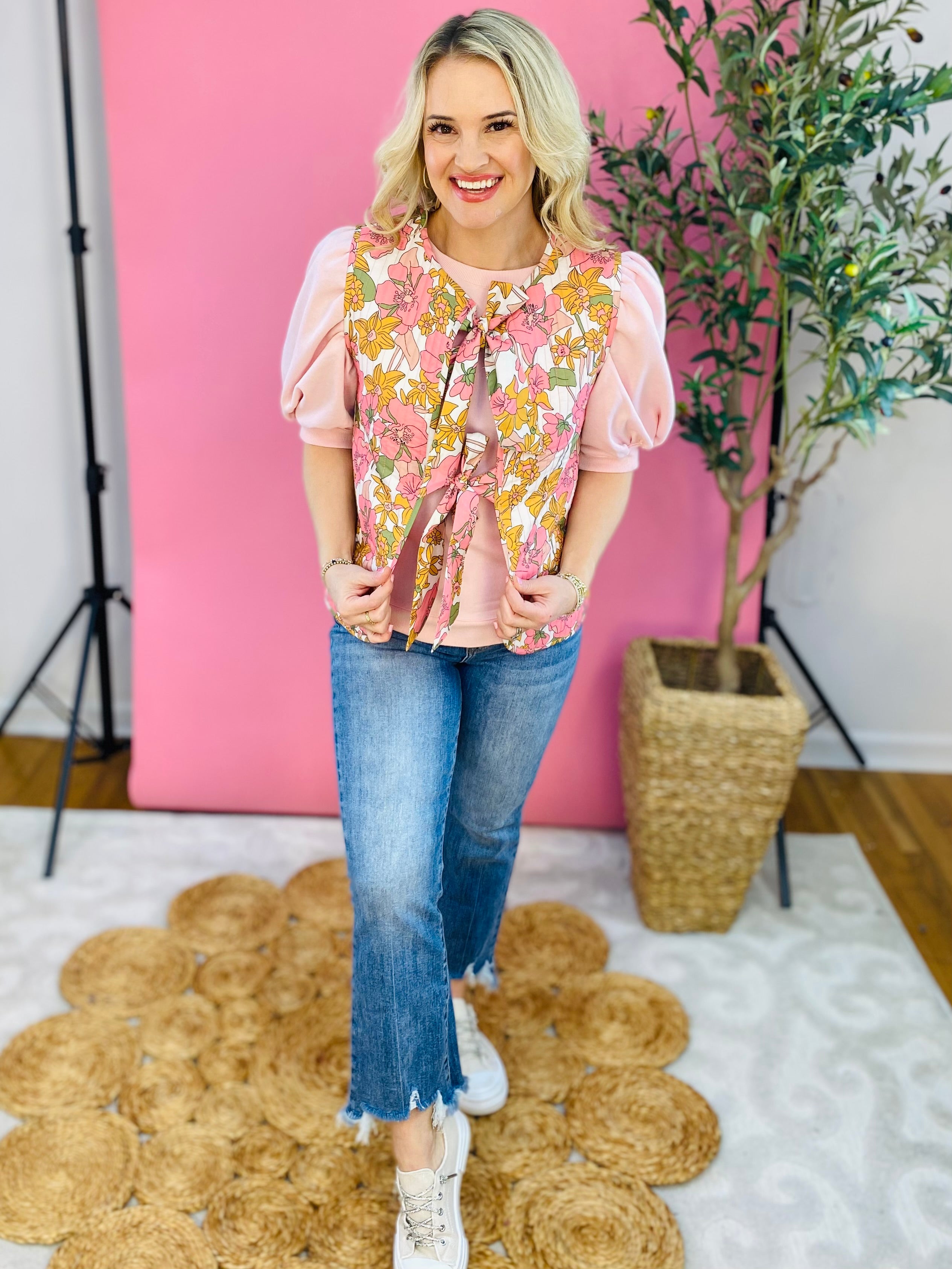 FINAL SALE - Bon Voyage Vest-100 Short Sleeve Tops-Veveret-The Lovely Closet, Women's Fashion Boutique in Alexandria, KY