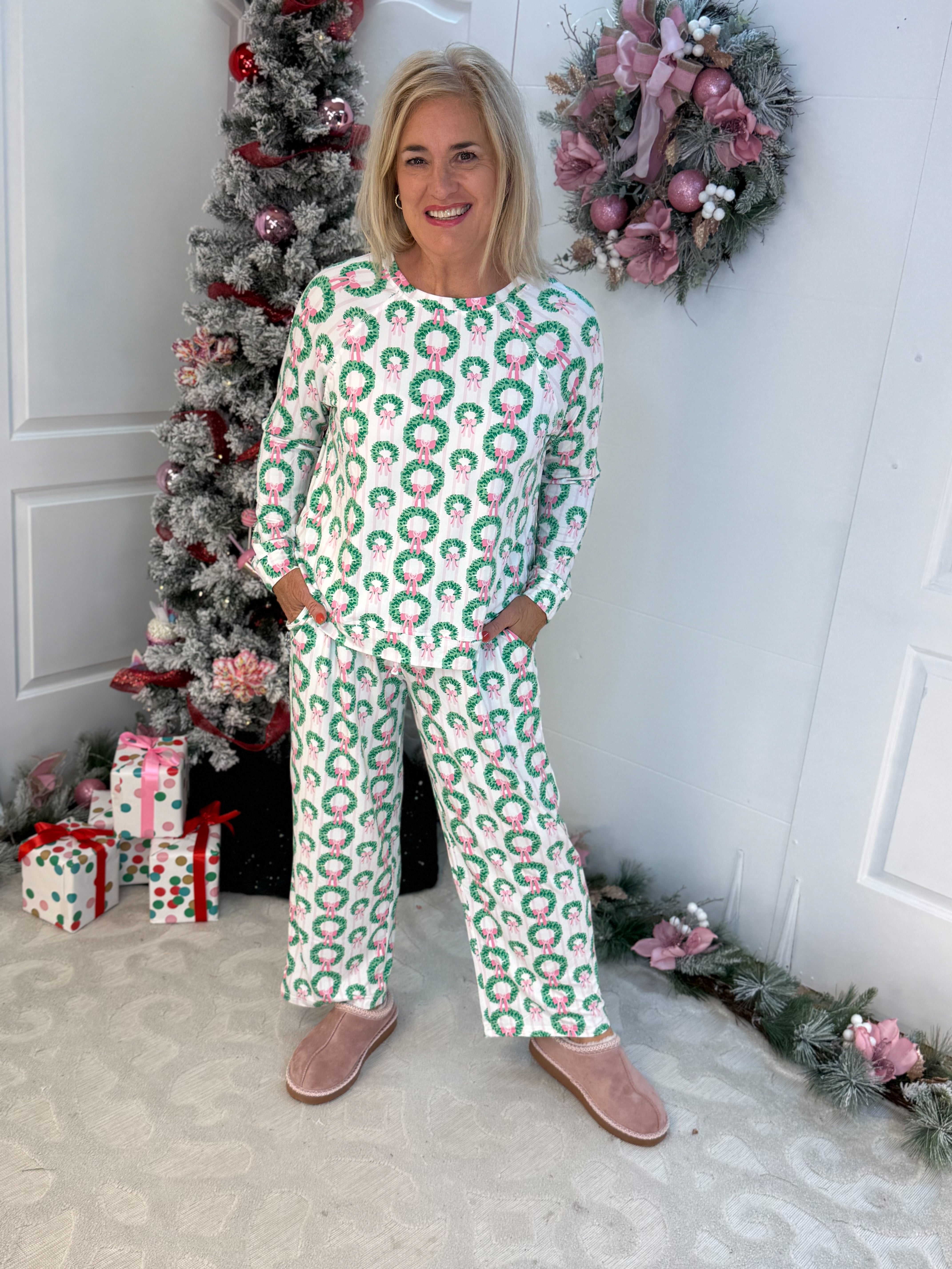 Mary Square Rosy Wreaths Annie Pant Set-350 Holiday-Mary Square-The Lovely Closet, Women's Fashion Boutique in Alexandria, KY