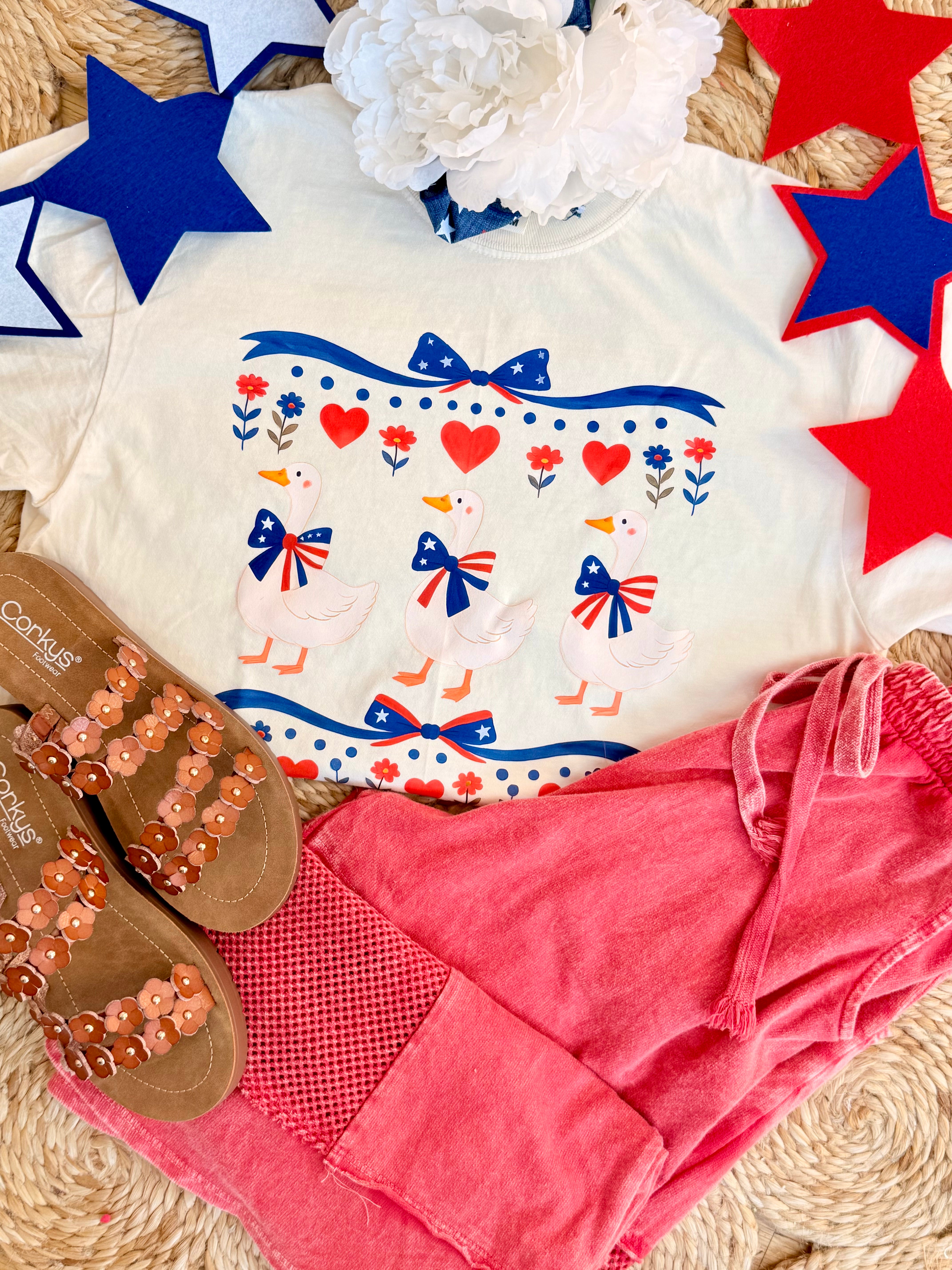 Americana Goose Graphic T-Shirt-100 Short Sleeve Tops-The Lovely Closet-The Lovely Closet, Women's Fashion Boutique in Alexandria, KY