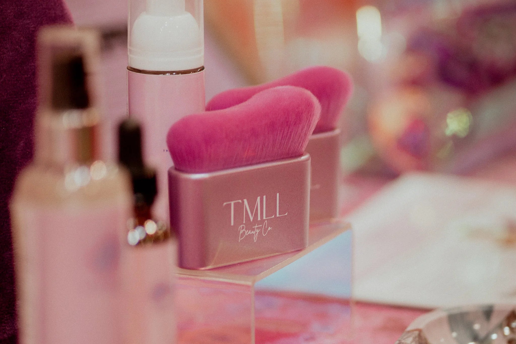 TMLL Self Tan & Contour Blending Brush-340 Beauty/Self Care-TMLL-The Lovely Closet, Women's Fashion Boutique in Alexandria, KY