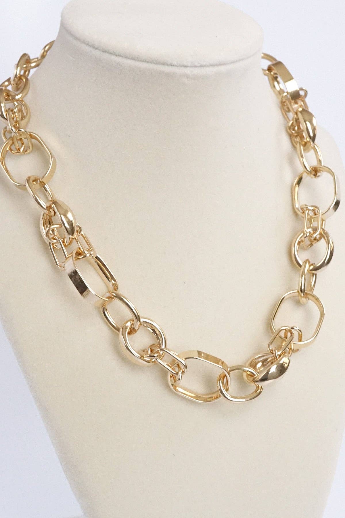 Chunky Chain Necklace - Golden Links-250 Jewelry-PennyLine inc-The Lovely Closet, Women's Fashion Boutique in Alexandria, KY