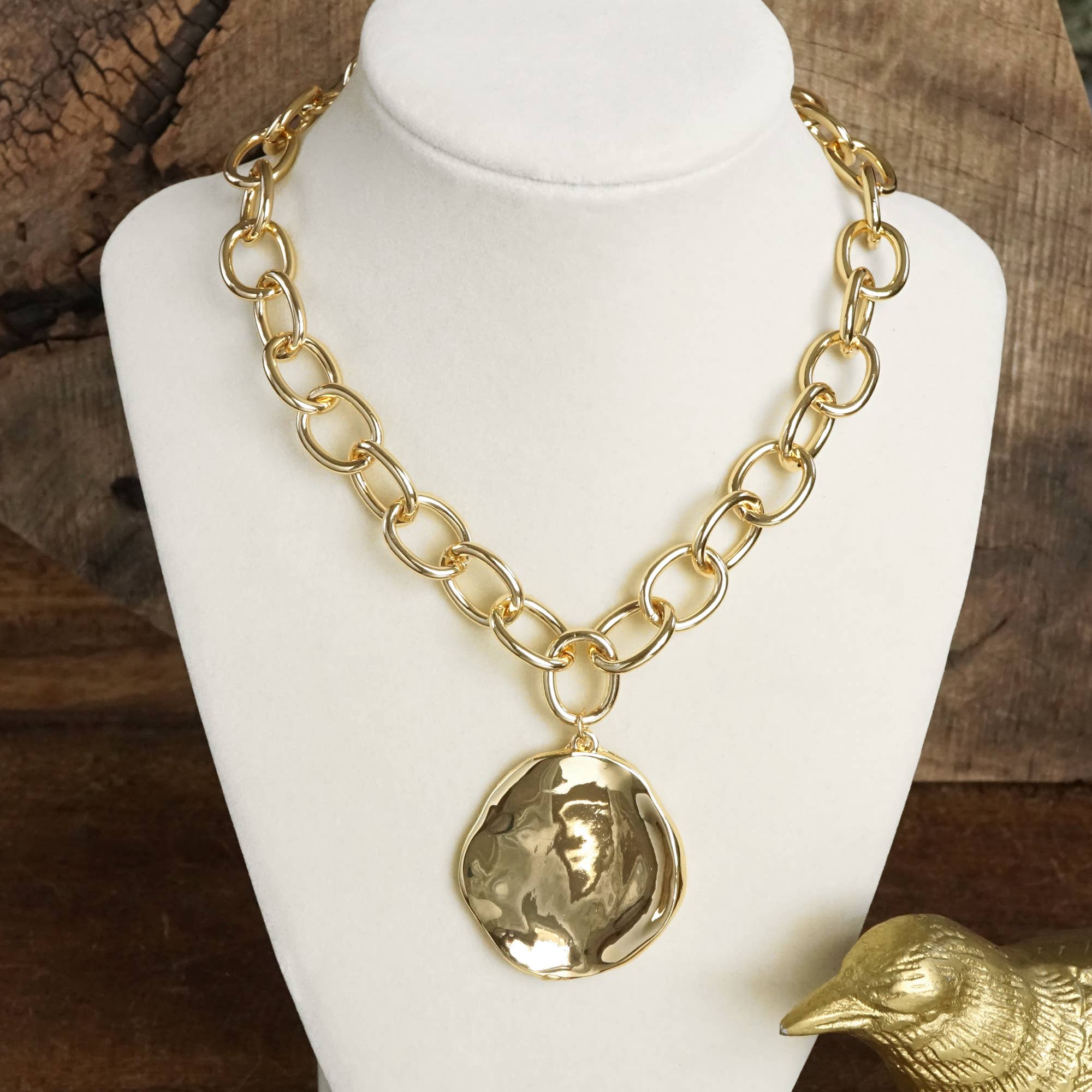 Chunky Chain & Hammered Disc Necklace - Gold-250 Jewelry-PennyLine inc-The Lovely Closet, Women's Fashion Boutique in Alexandria, KY